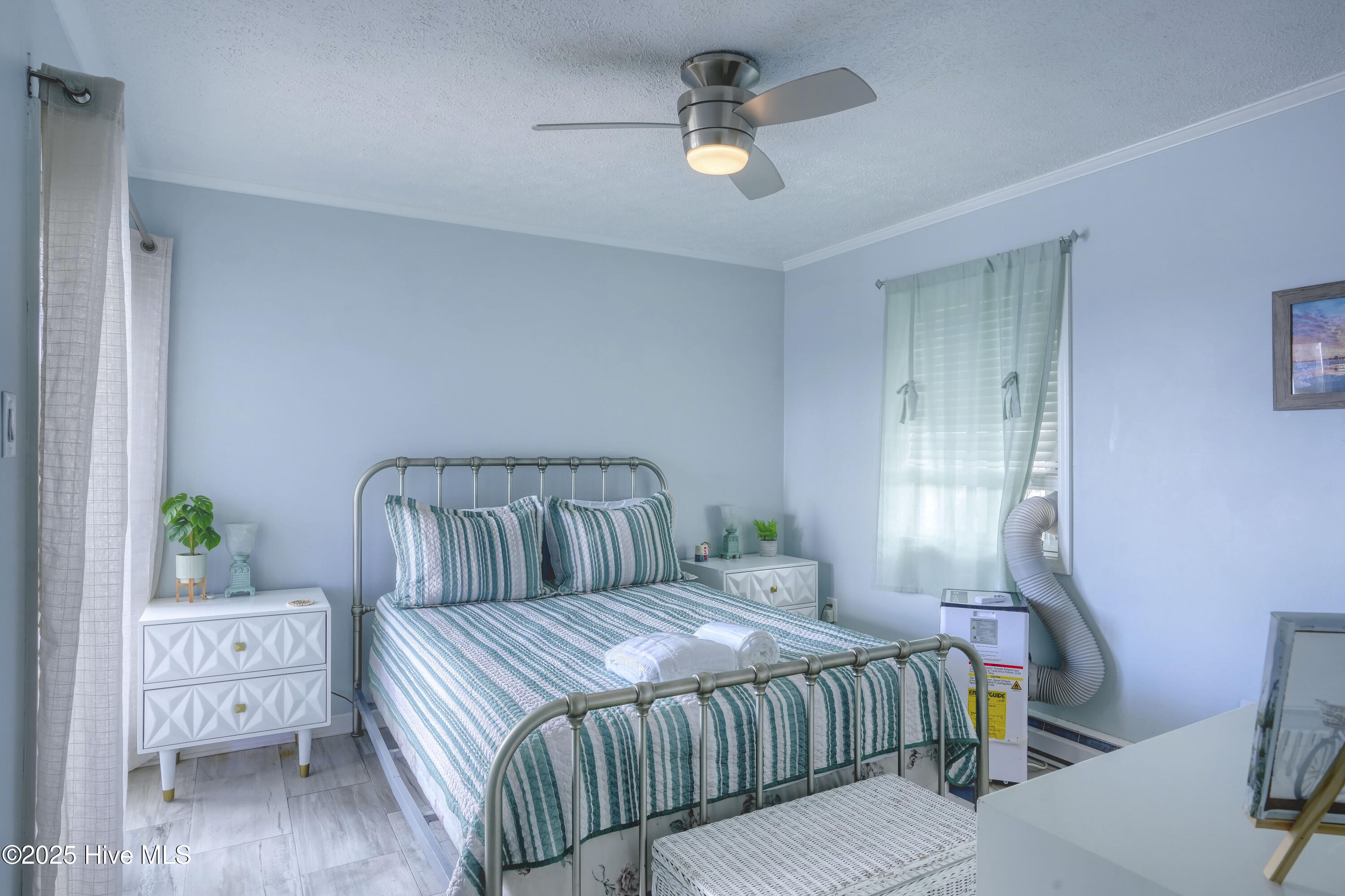 2210 New River Inlet Road, 360