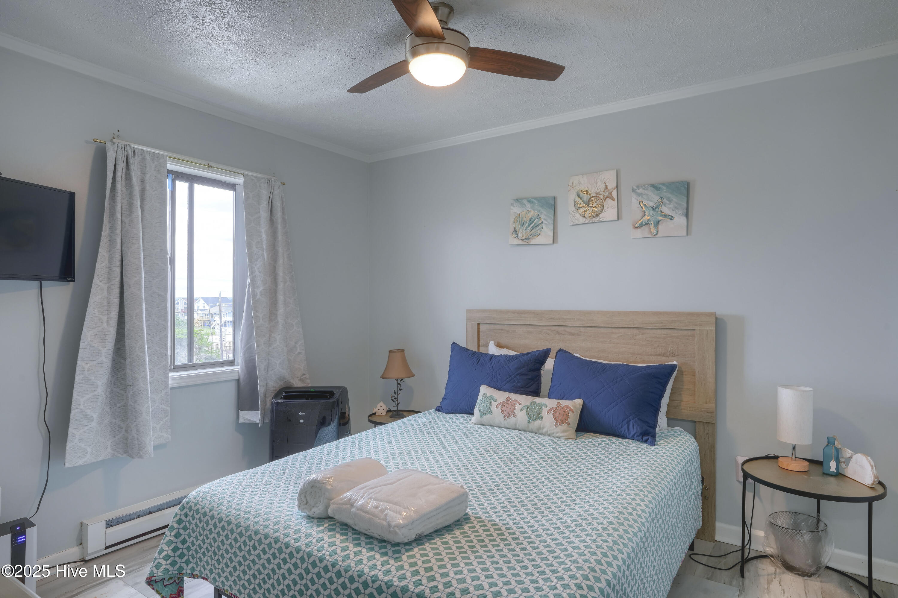 2210 New River Inlet Road, 360