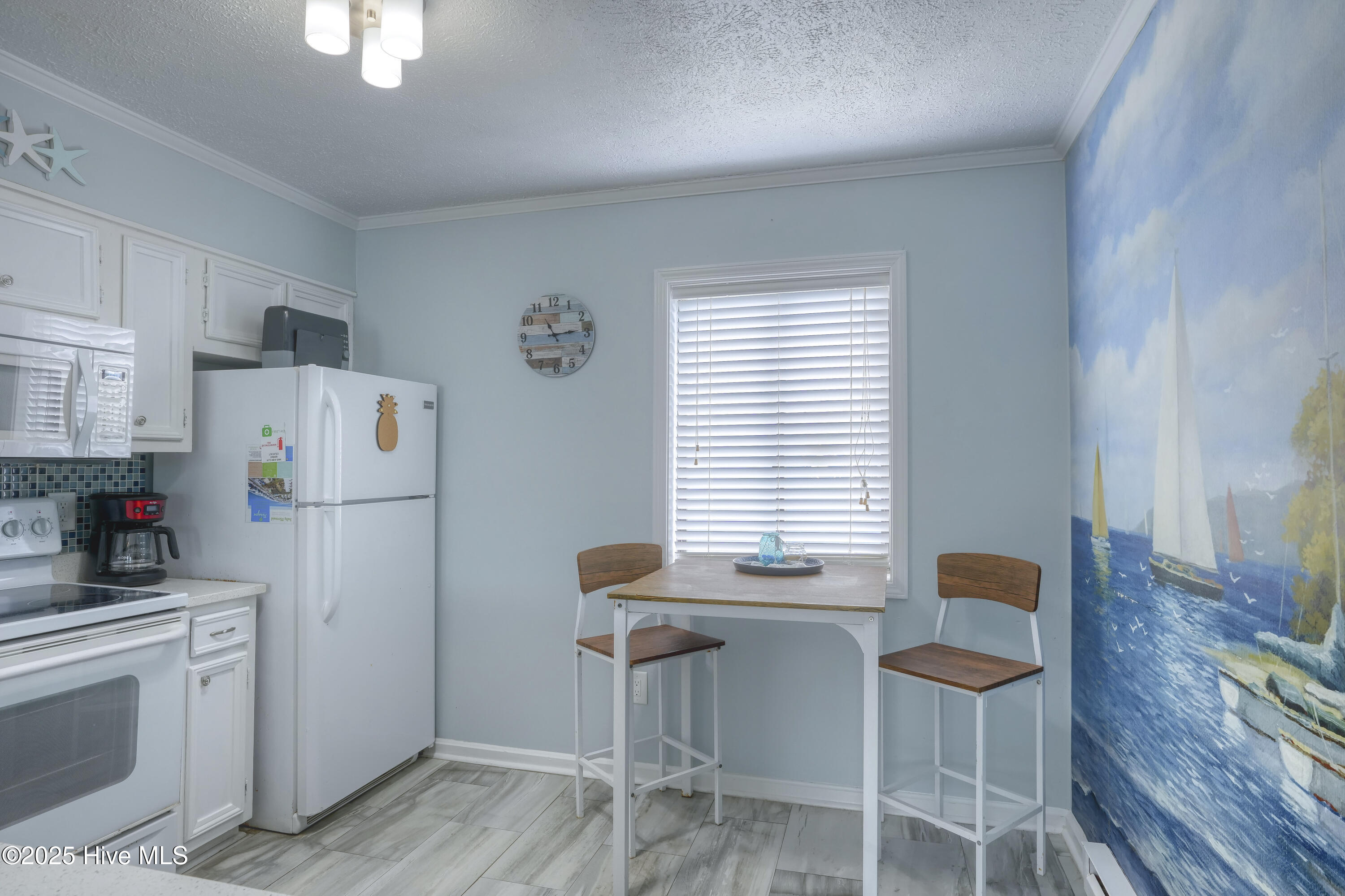 2210 New River Inlet Road, 360