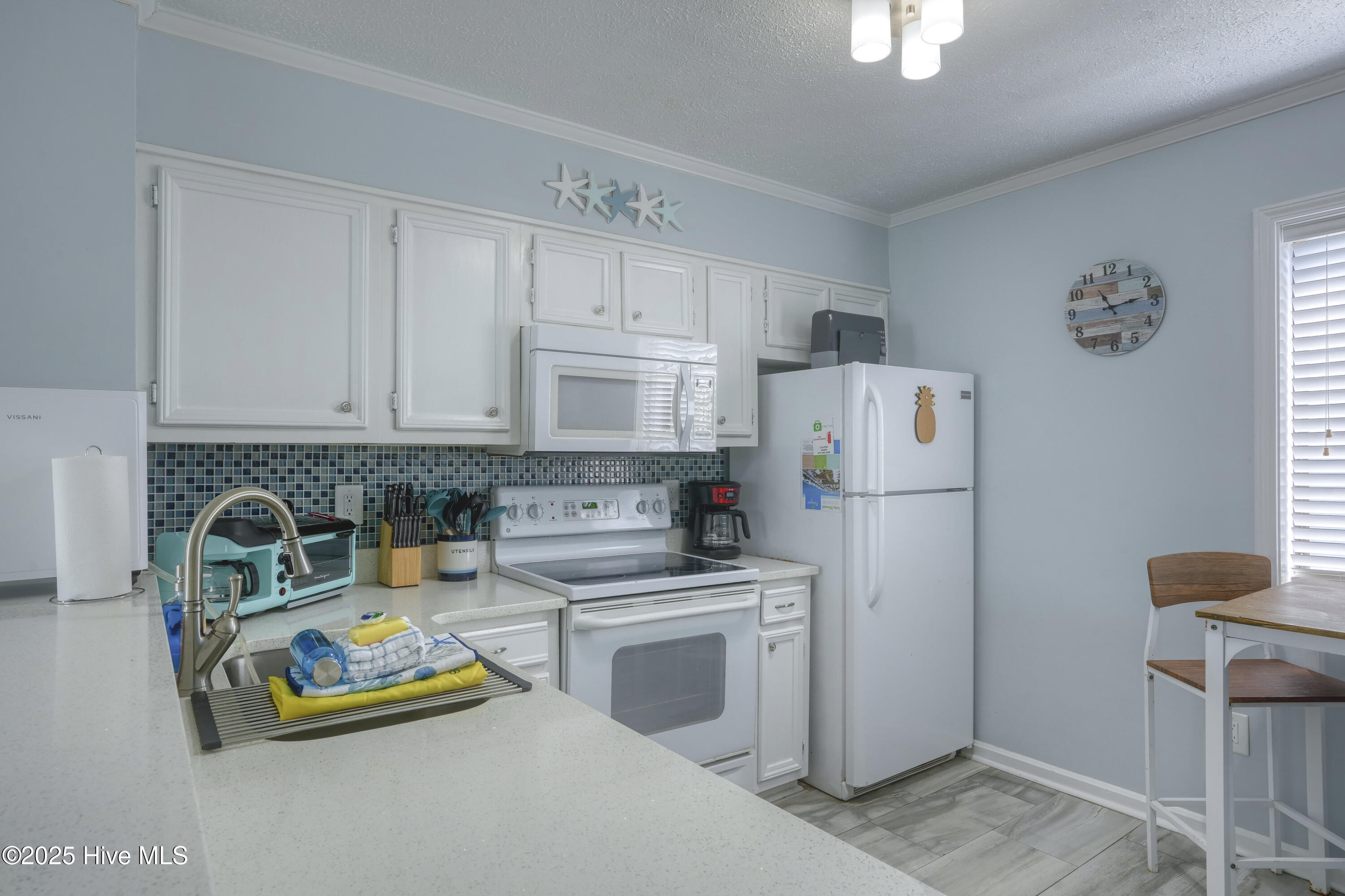 2210 New River Inlet Road, 360