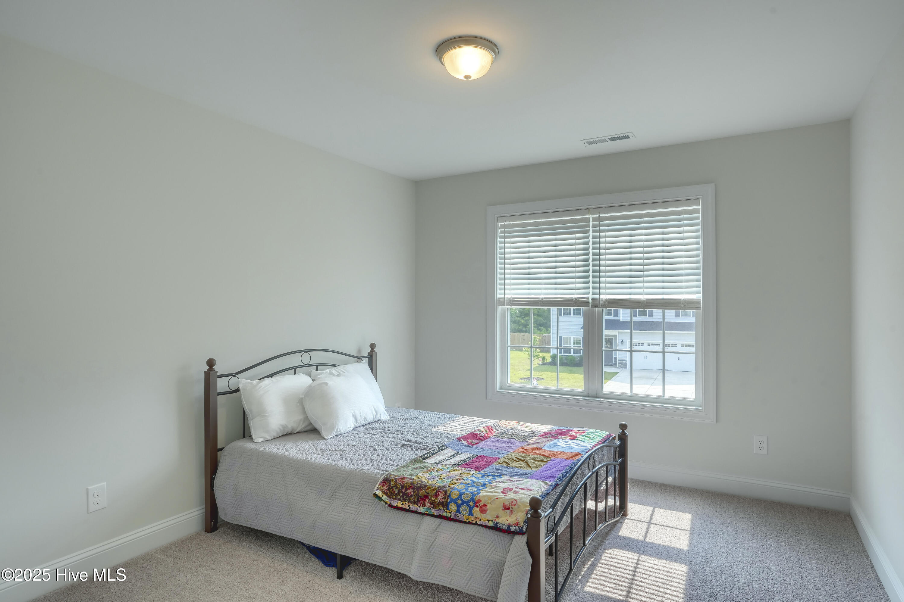 524 White Shoal Way