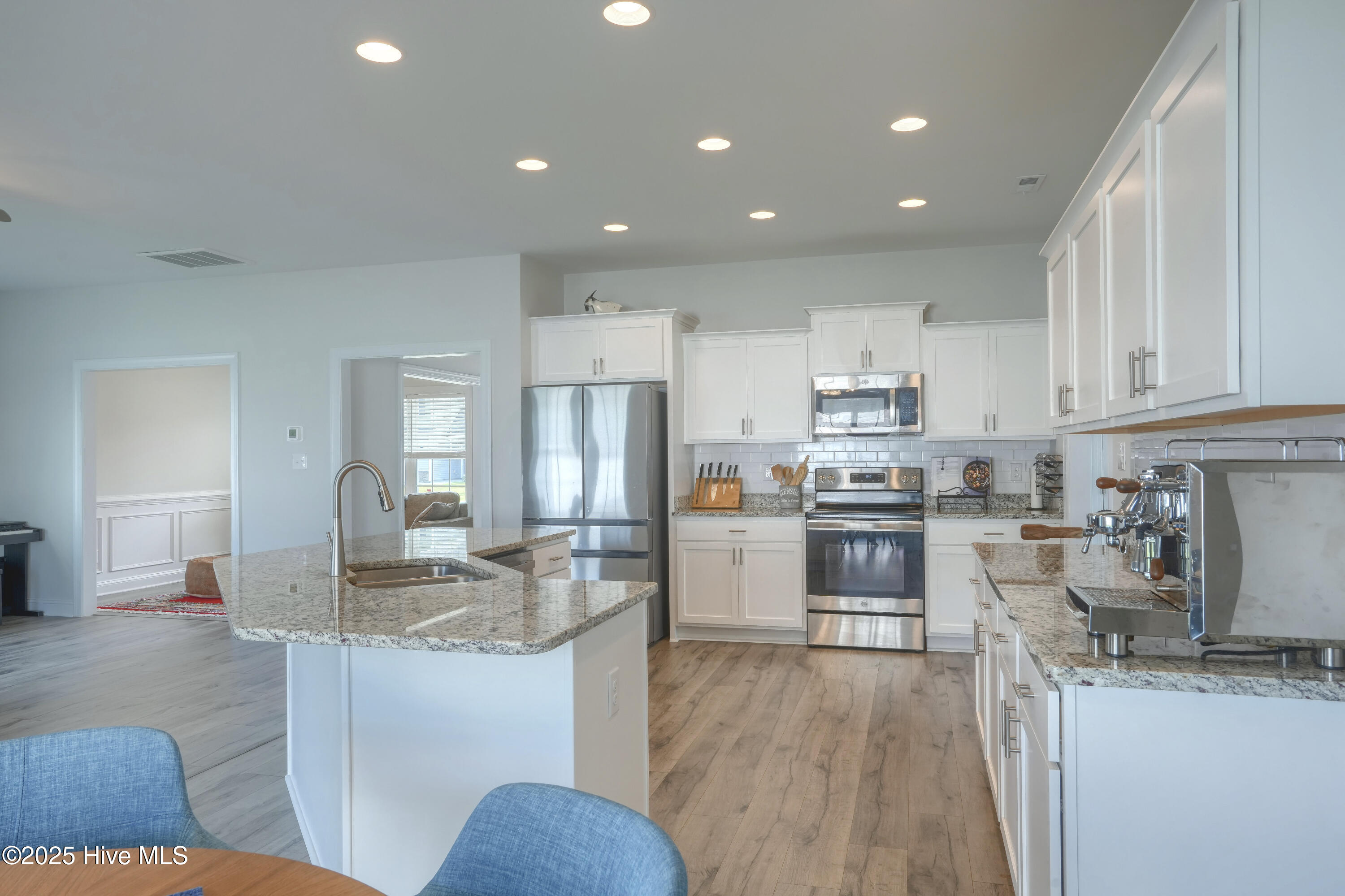 524 White Shoal Way