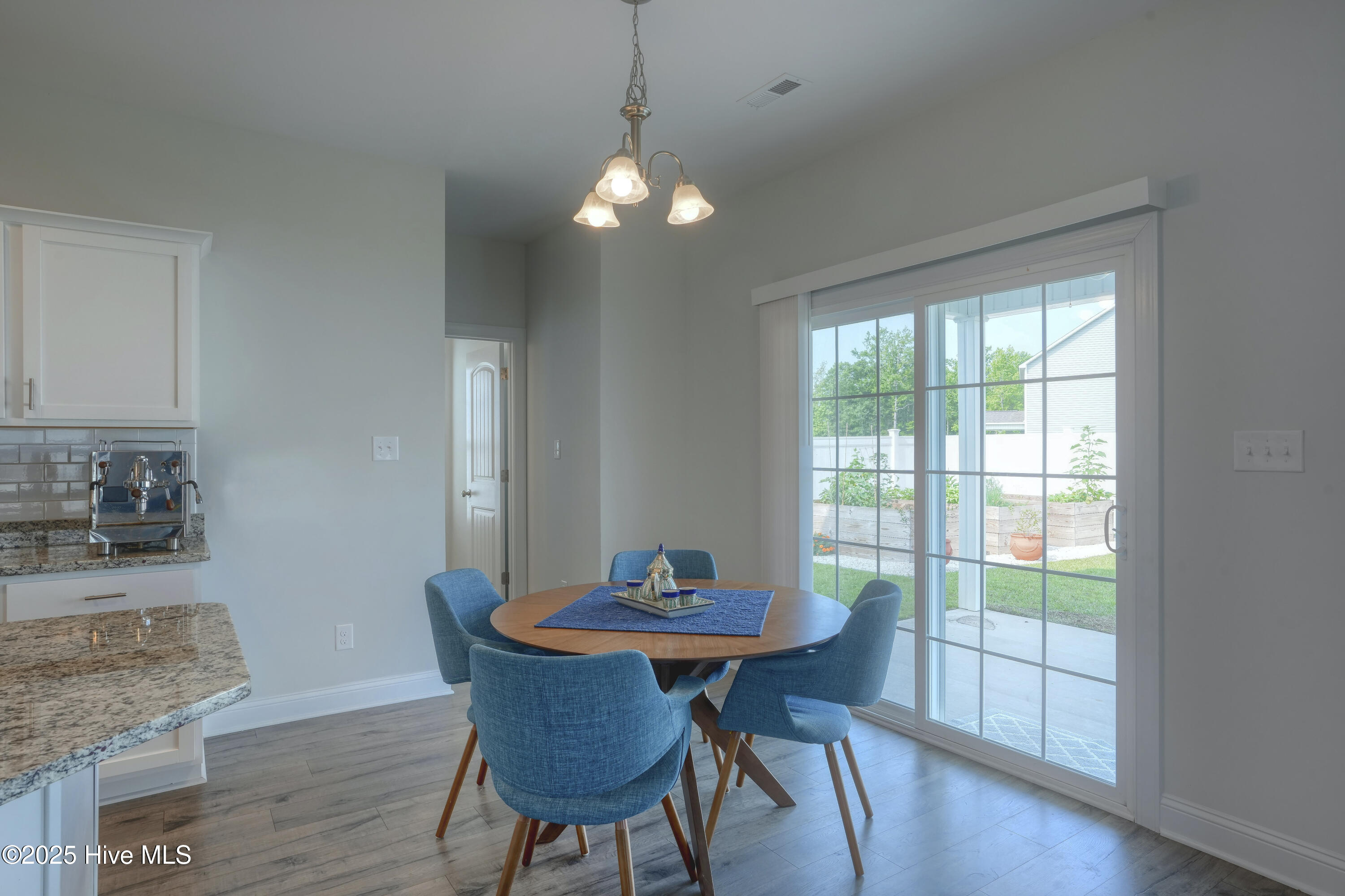 524 White Shoal Way