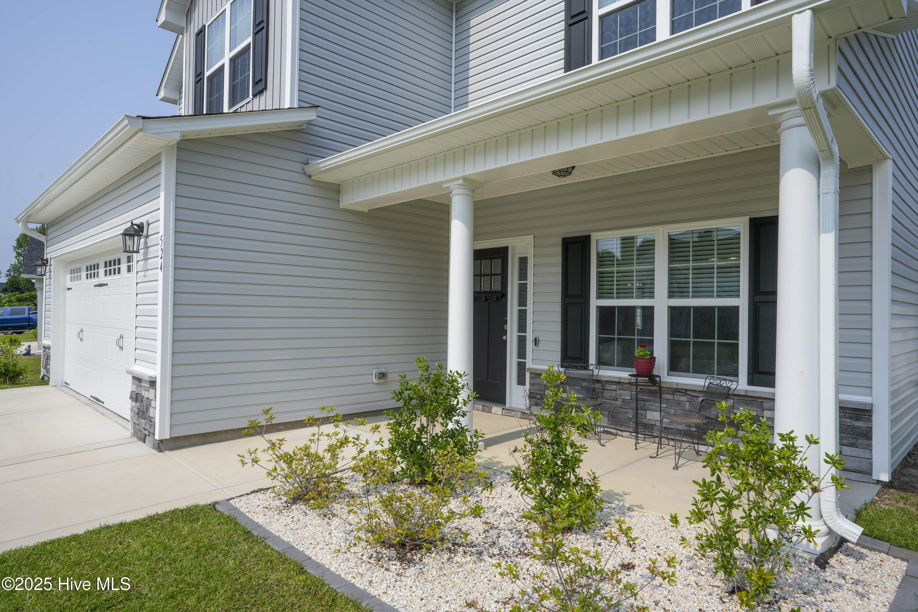 524 White Shoal Way