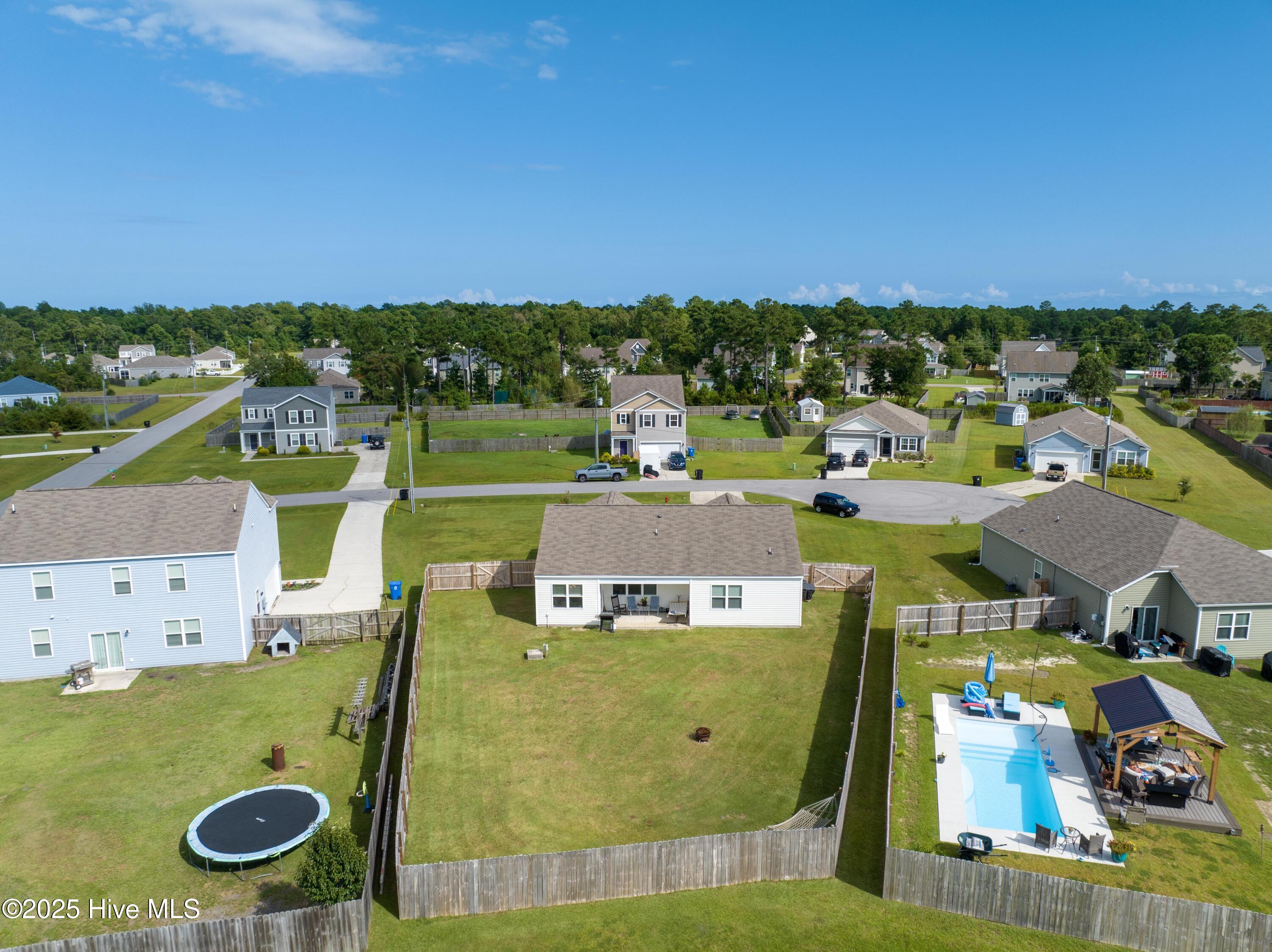 402 Saxby Way