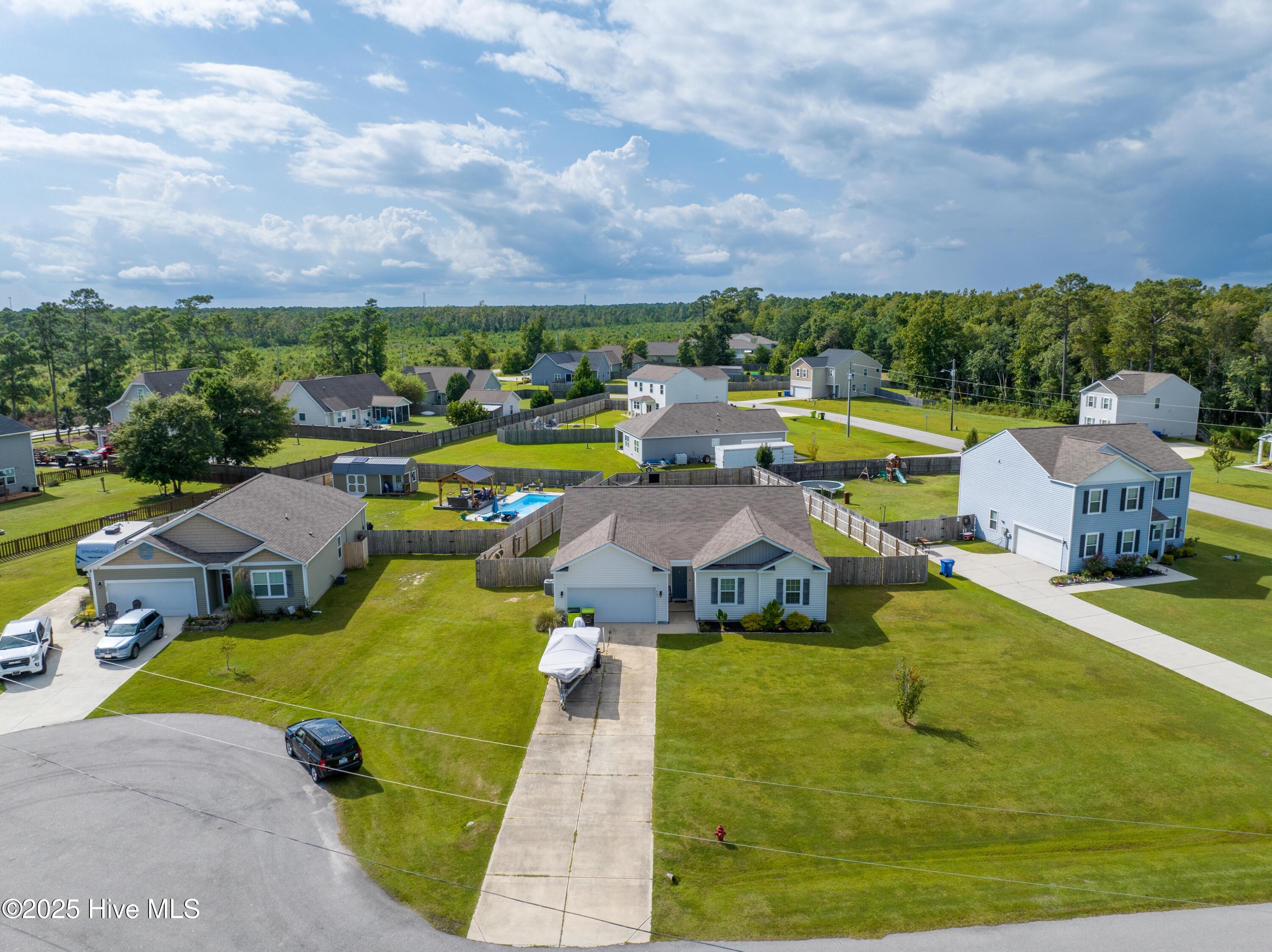 402 Saxby Way