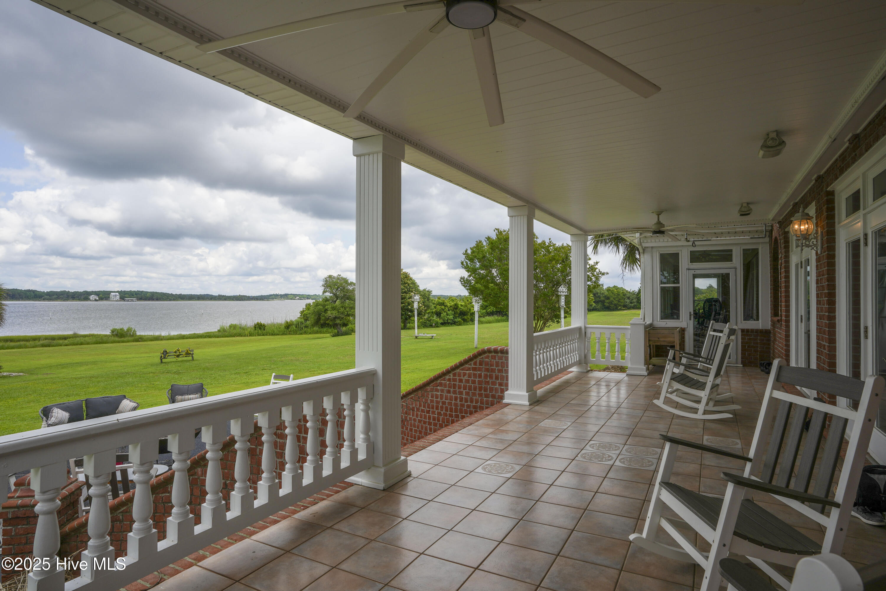 4 Hunter Heath Drive