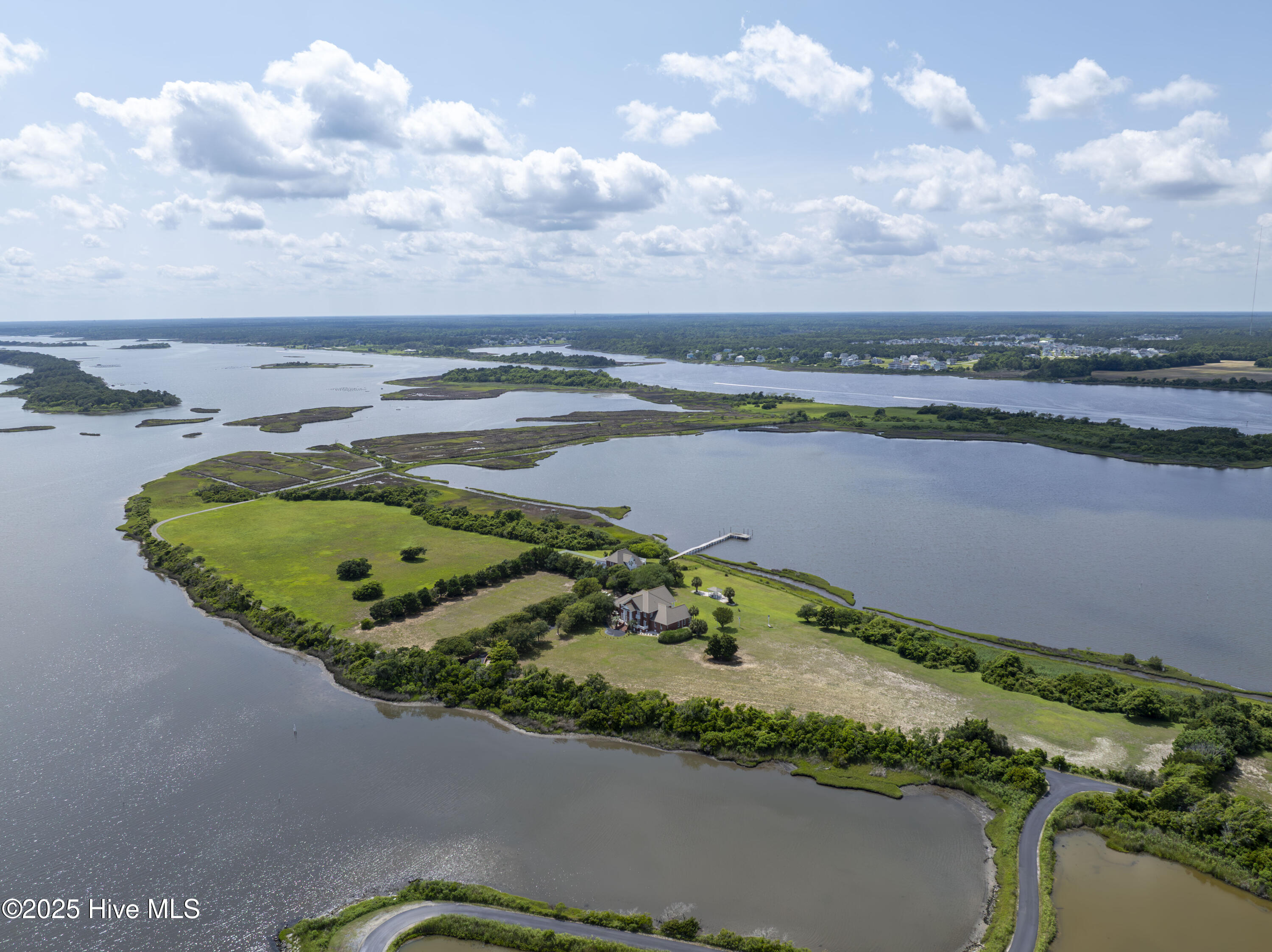 4 Hunter Heath Drive