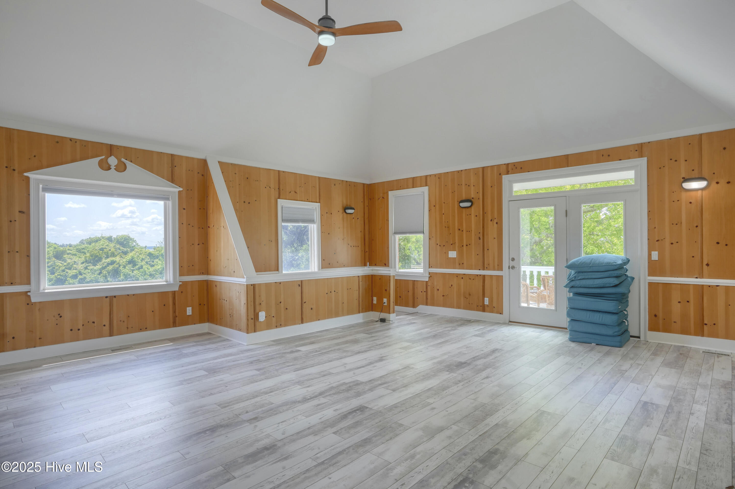 4 Hunter Heath Drive