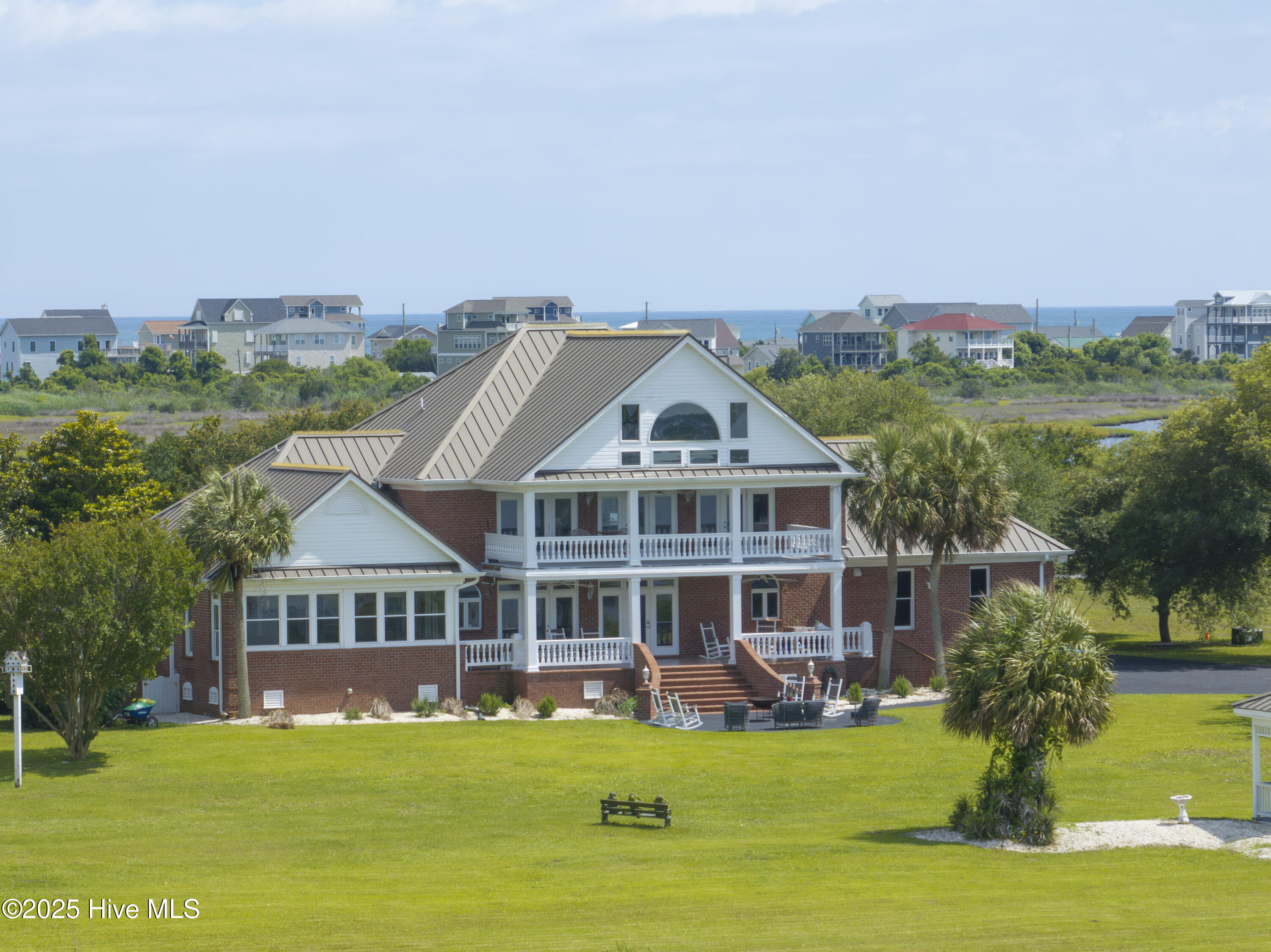 4 Hunter Heath Drive