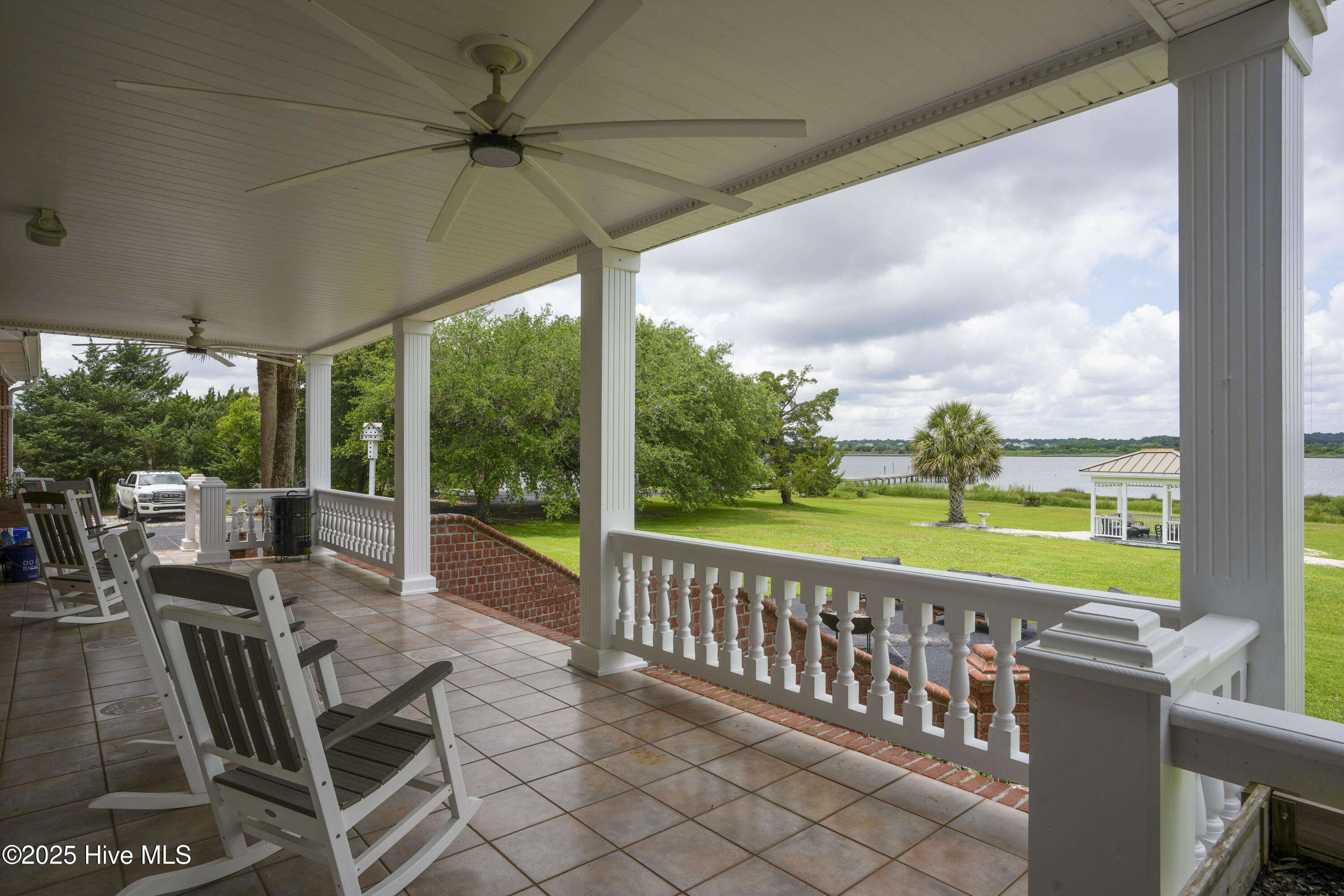 4 Hunter Heath Drive