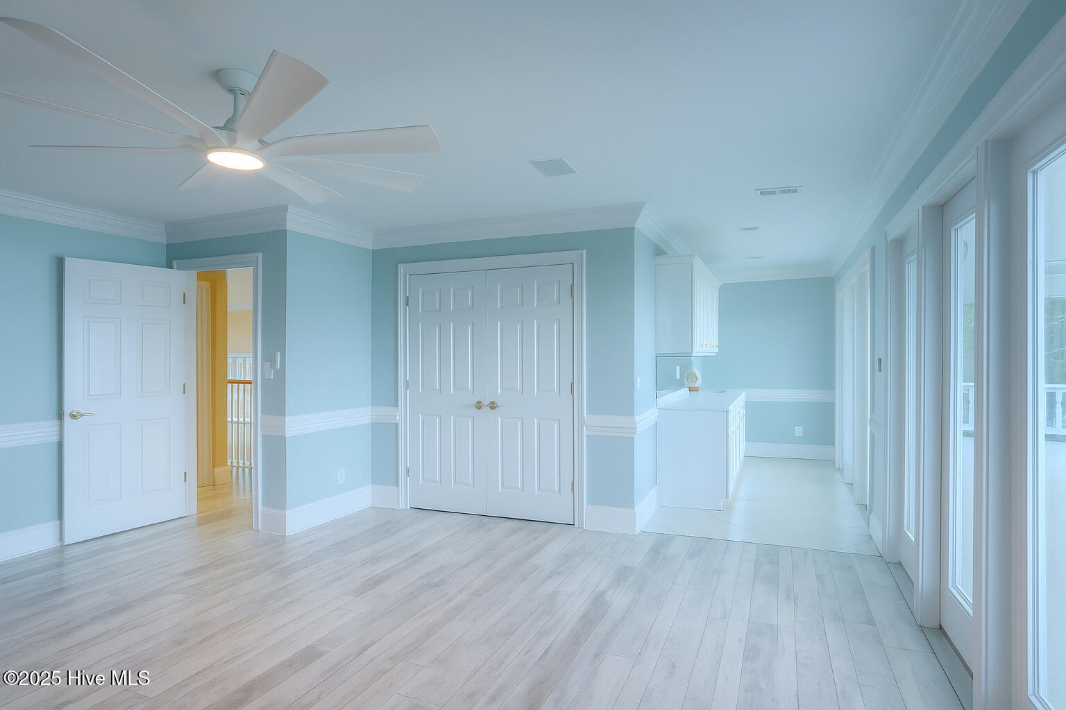 4 Hunter Heath Drive