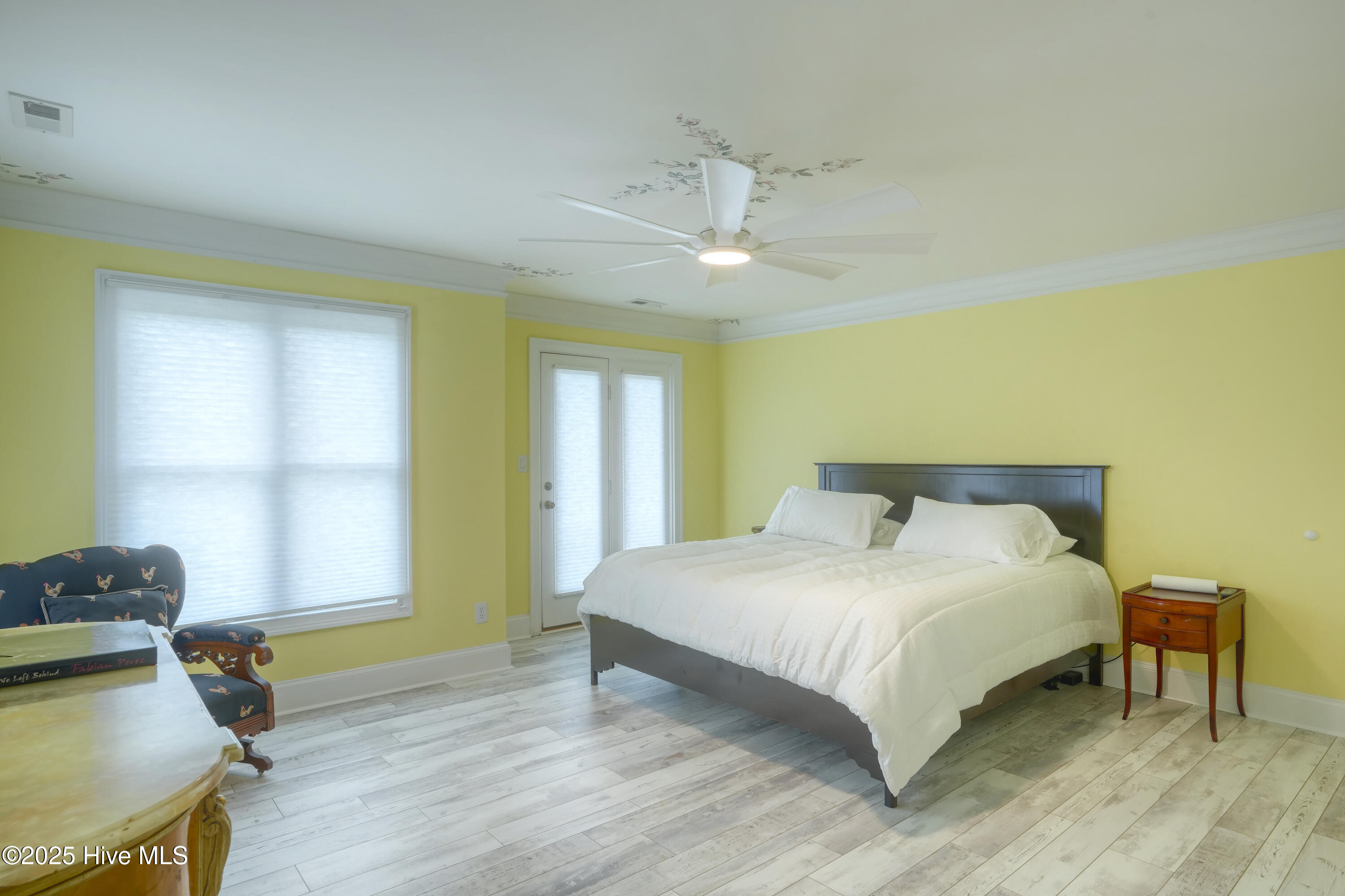 4 Hunter Heath Drive