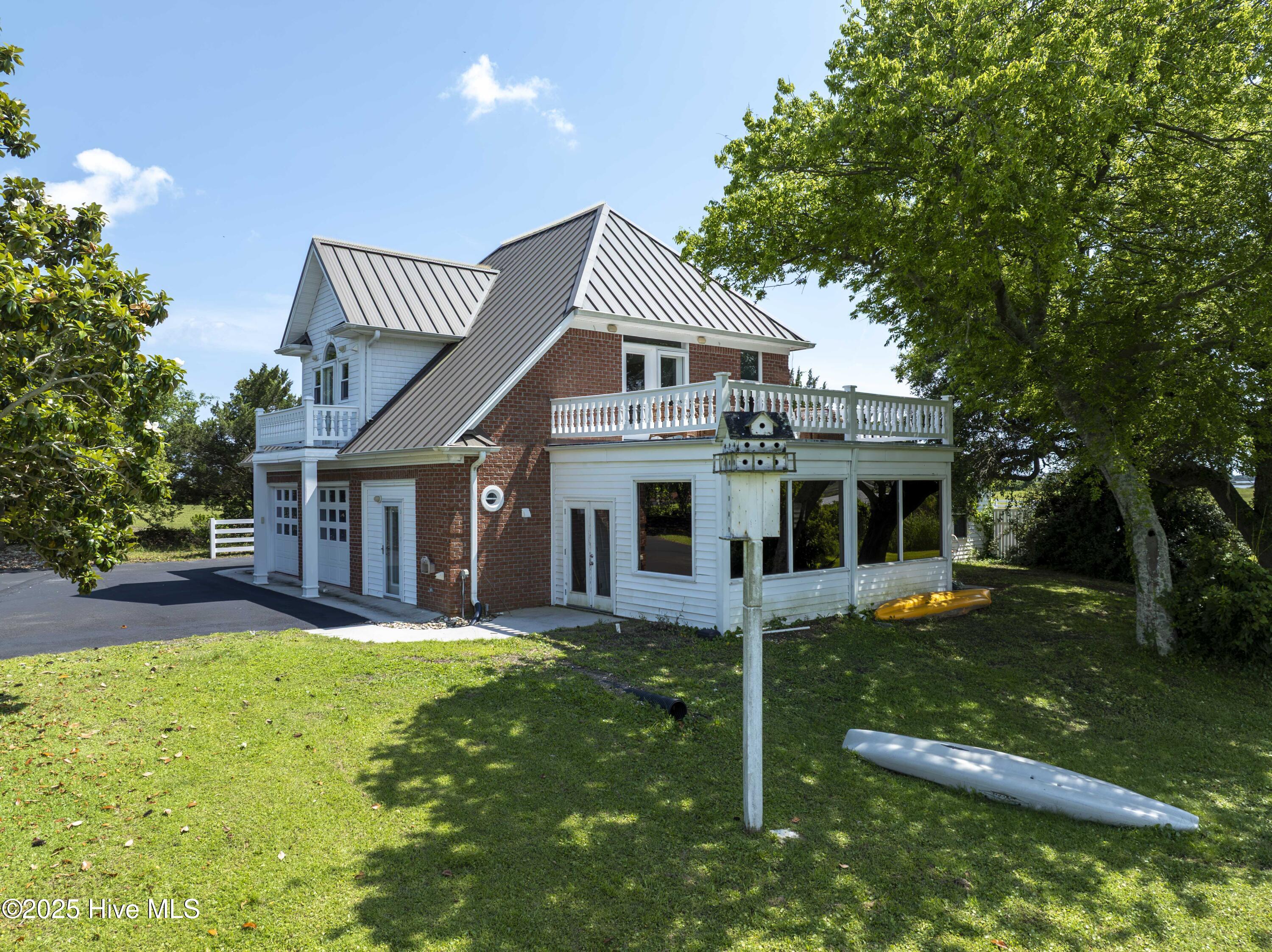 4 Hunter Heath Drive