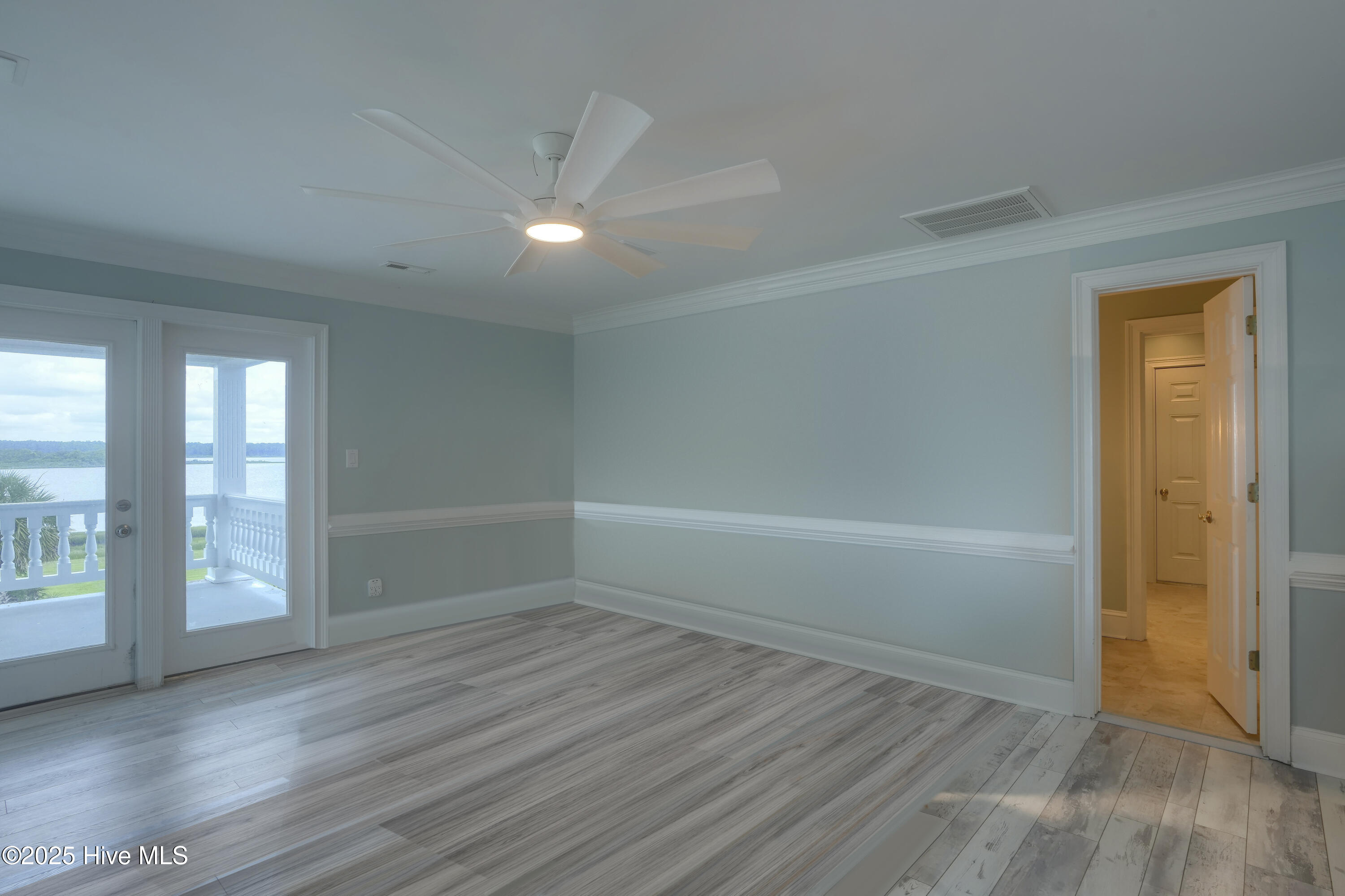 4 Hunter Heath Drive