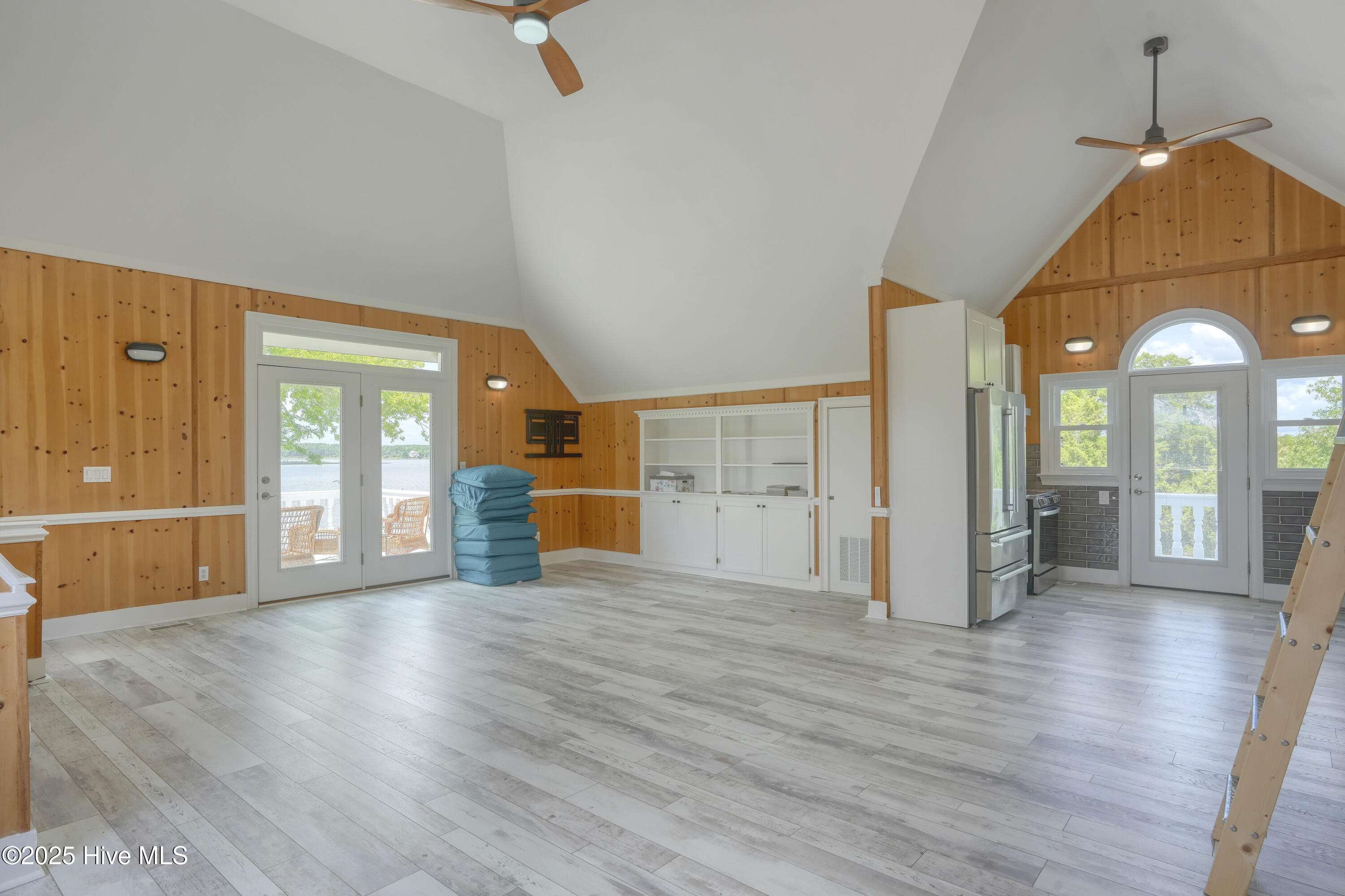 4 Hunter Heath Drive