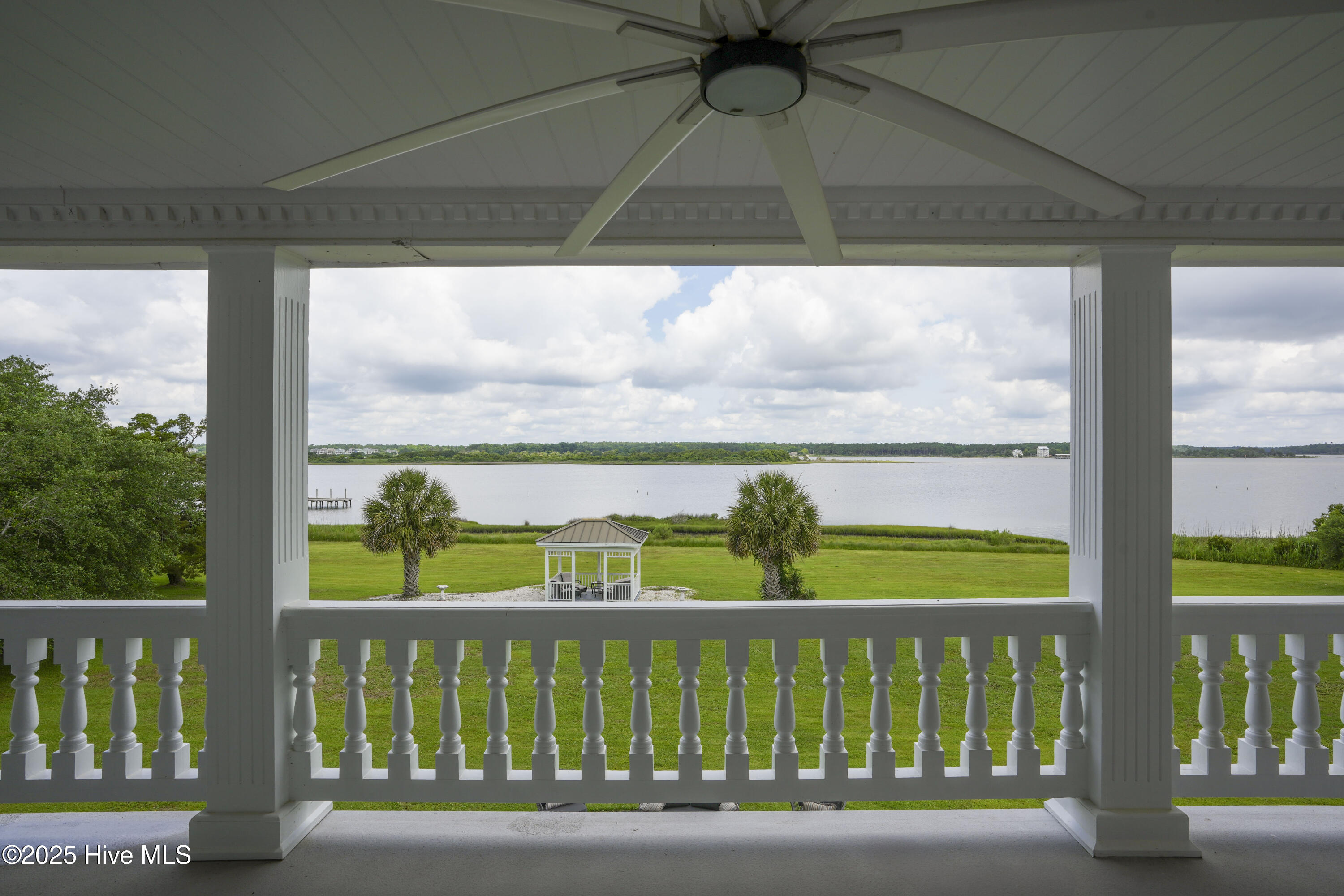 4 Hunter Heath Drive