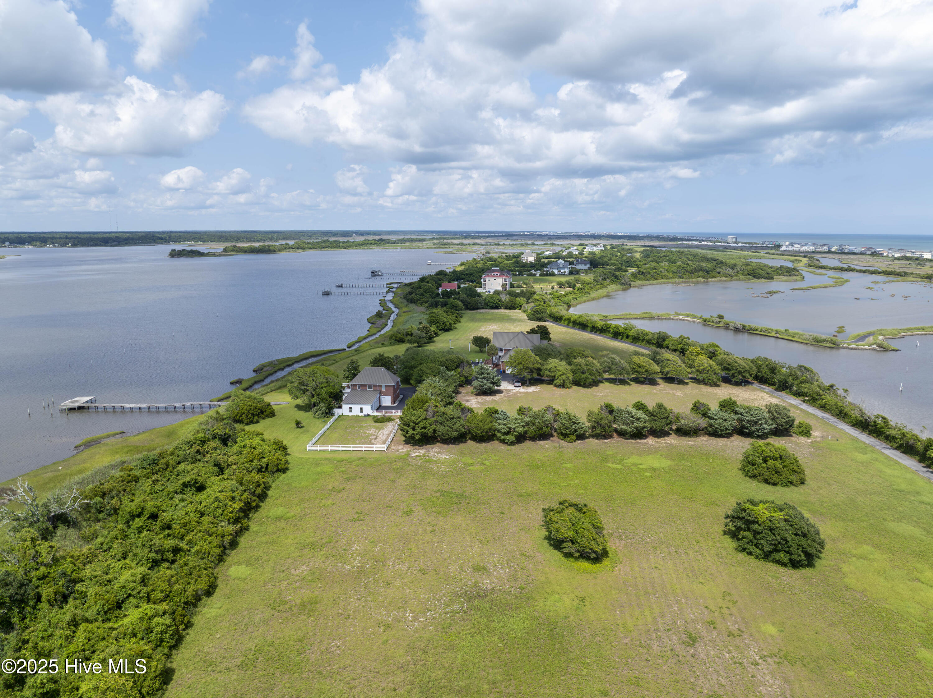 4 Hunter Heath Drive