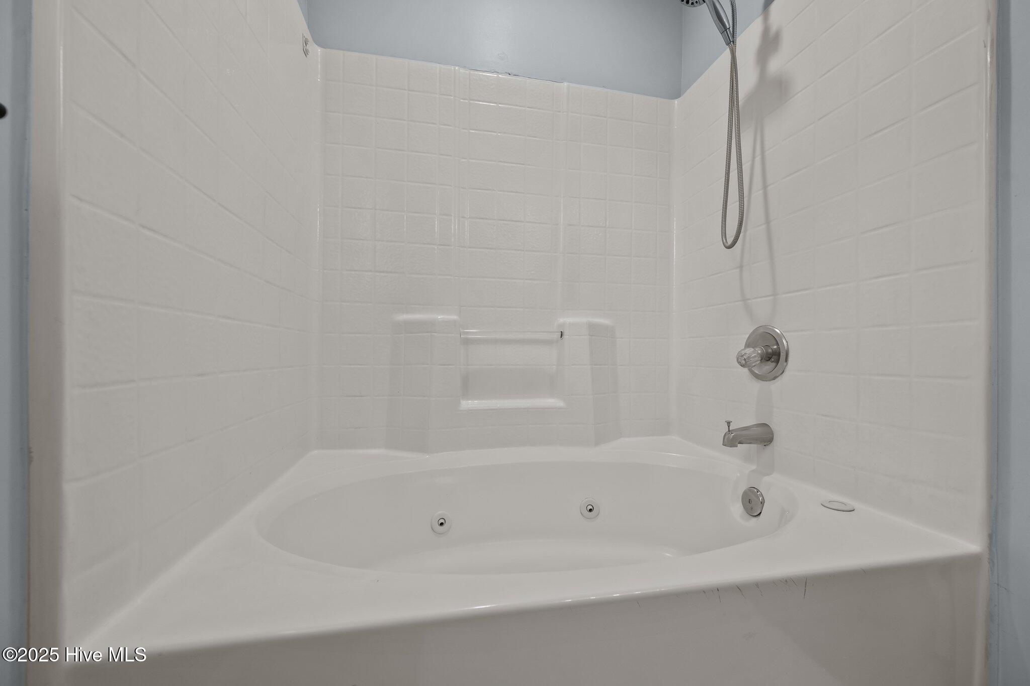 182 Bridlewood Drive