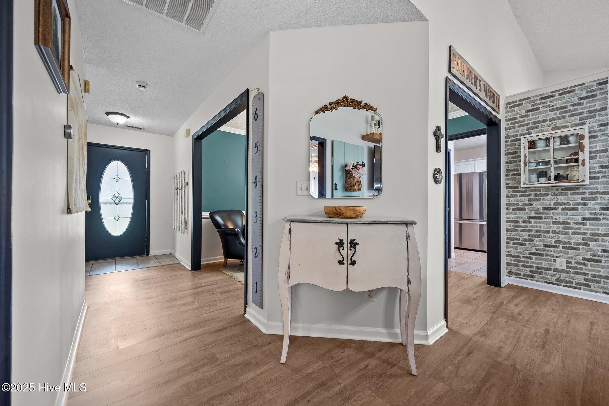 182 Bridlewood Drive