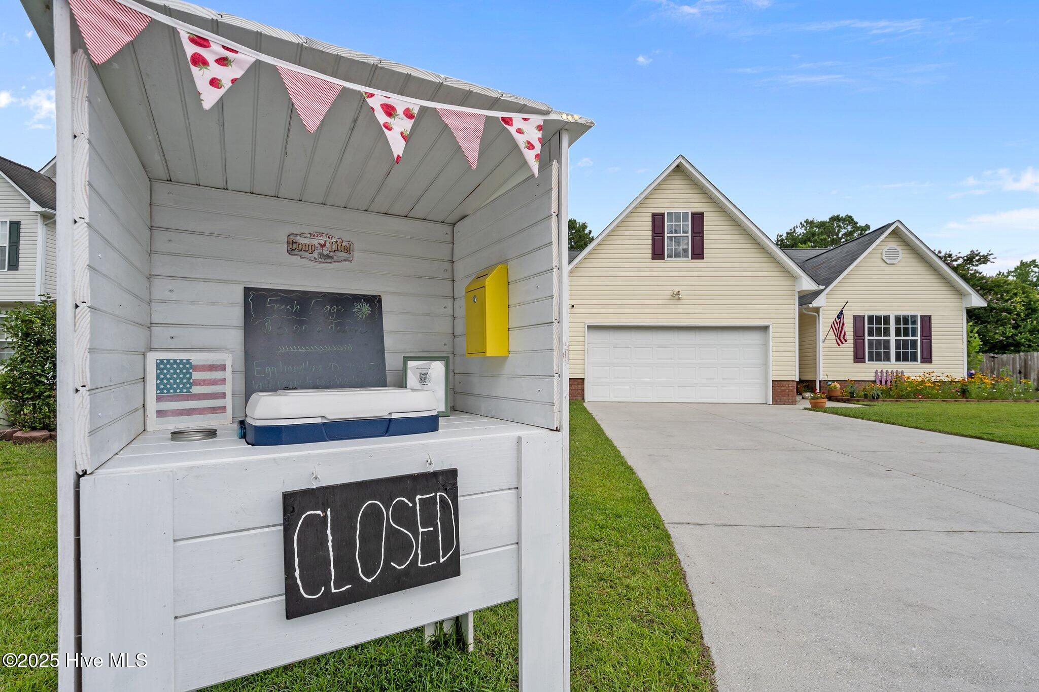 182 Bridlewood Drive