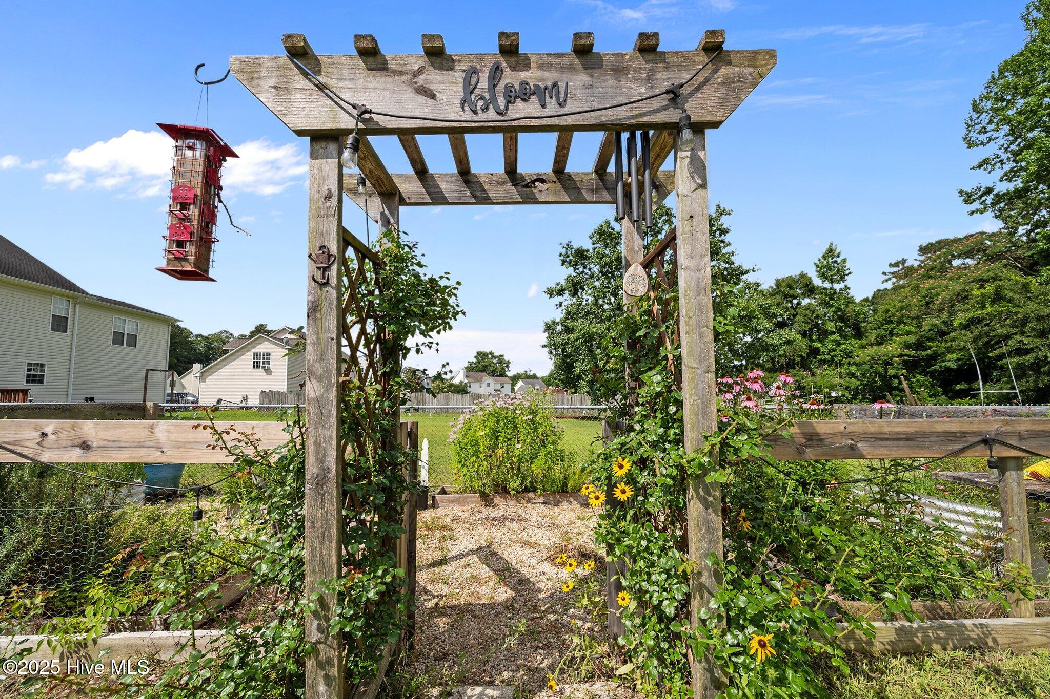 182 Bridlewood Drive