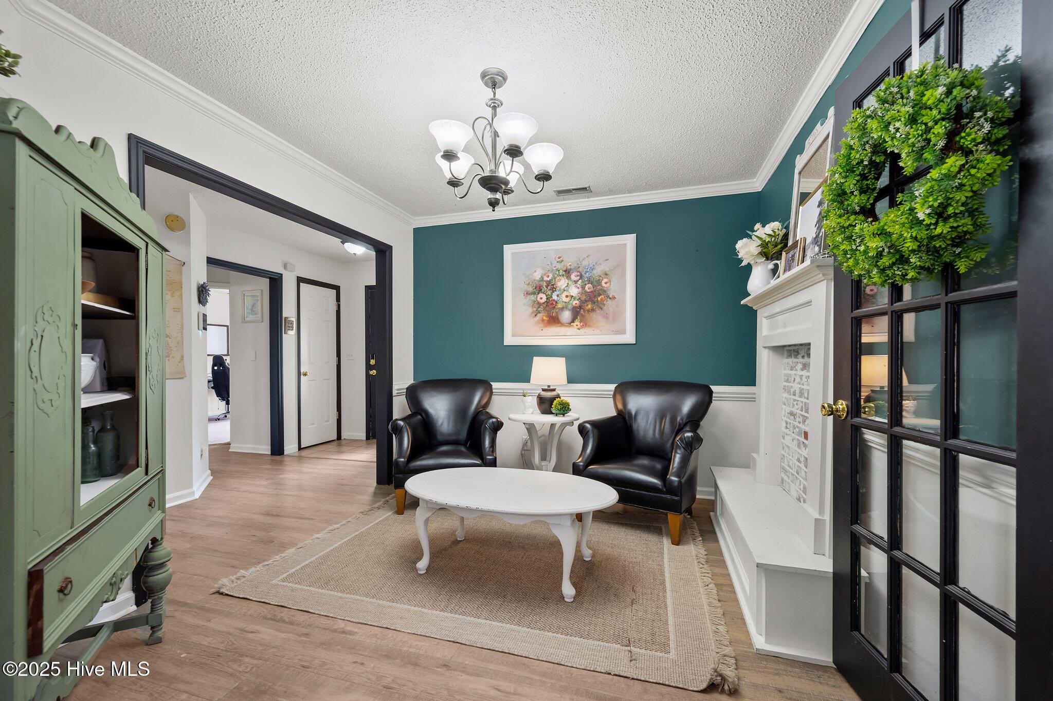 182 Bridlewood Drive