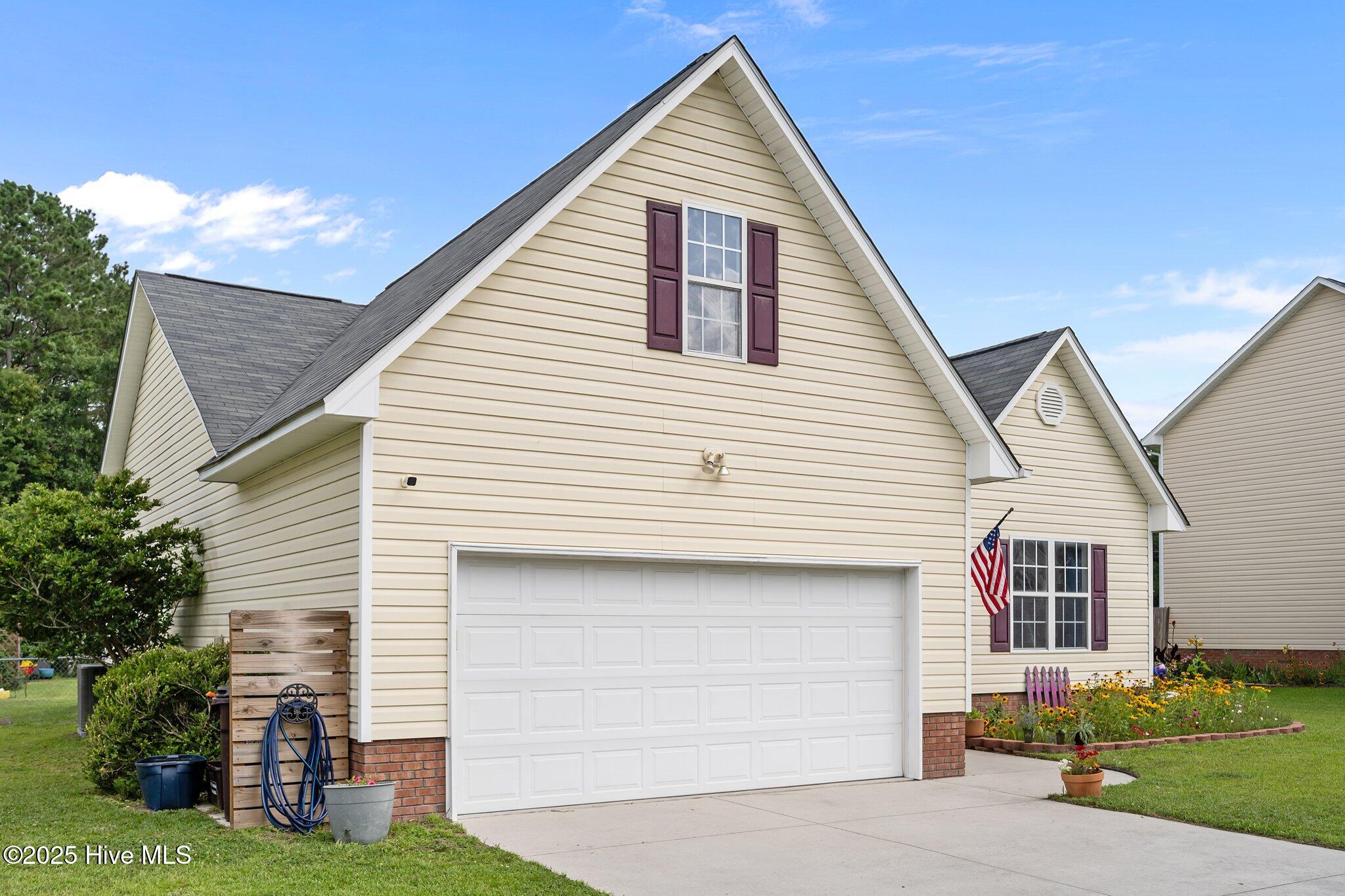 182 Bridlewood Drive