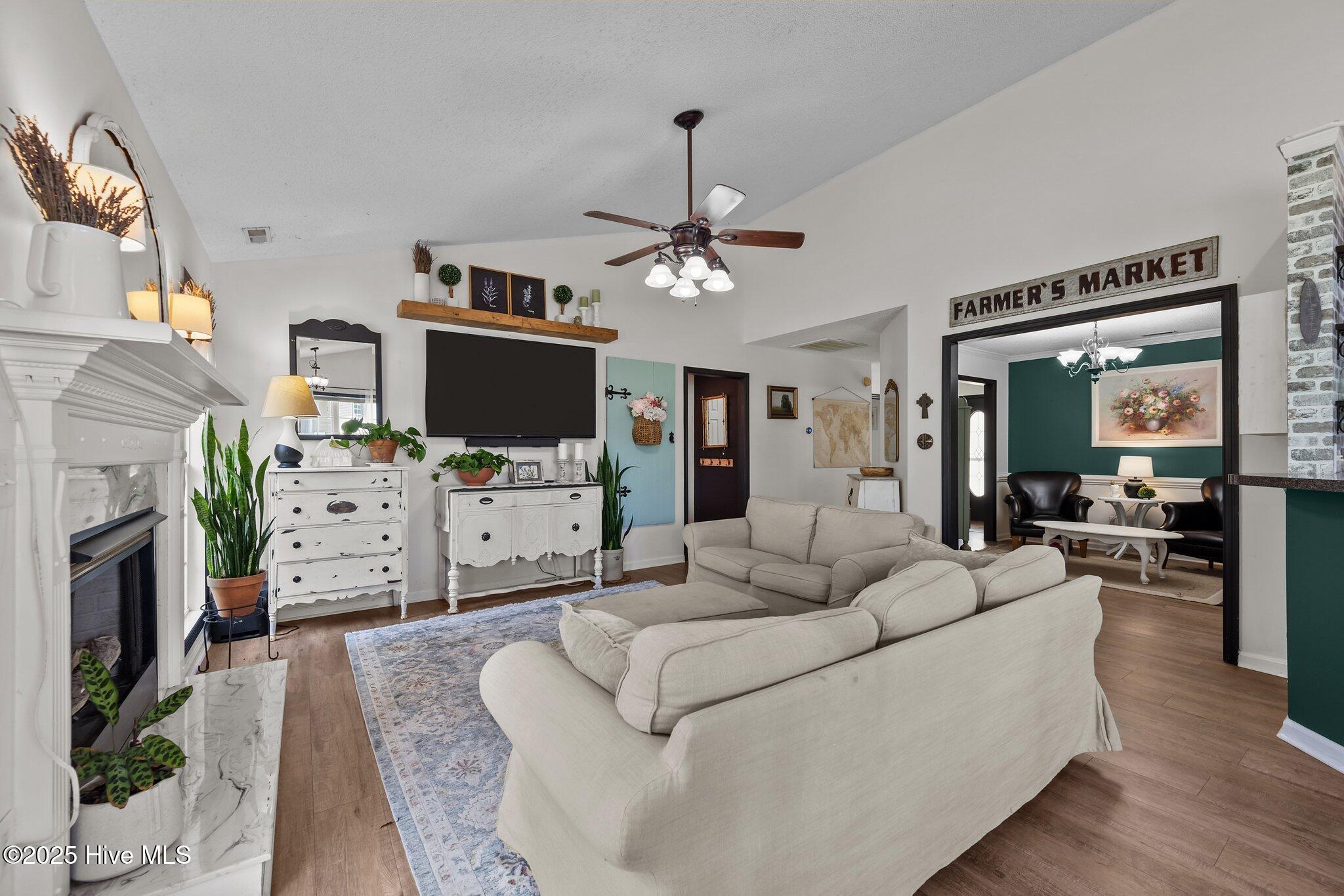 182 Bridlewood Drive