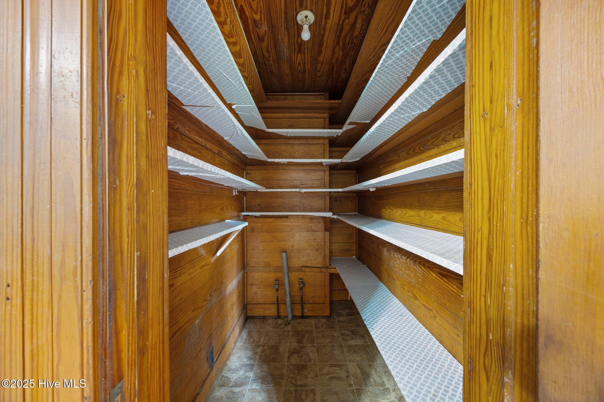 1200 W Lenoir Avenue