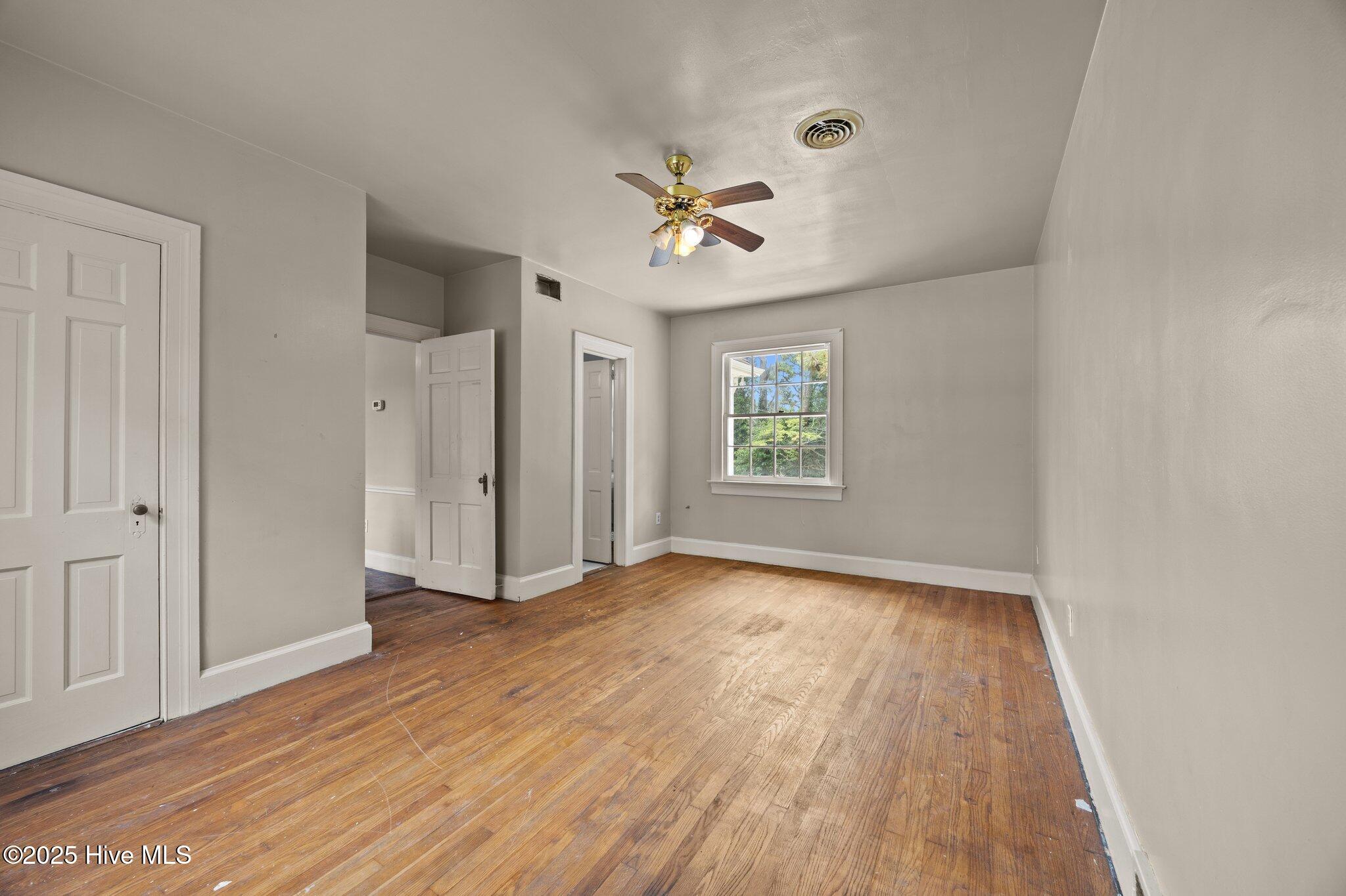 1200 W Lenoir Avenue