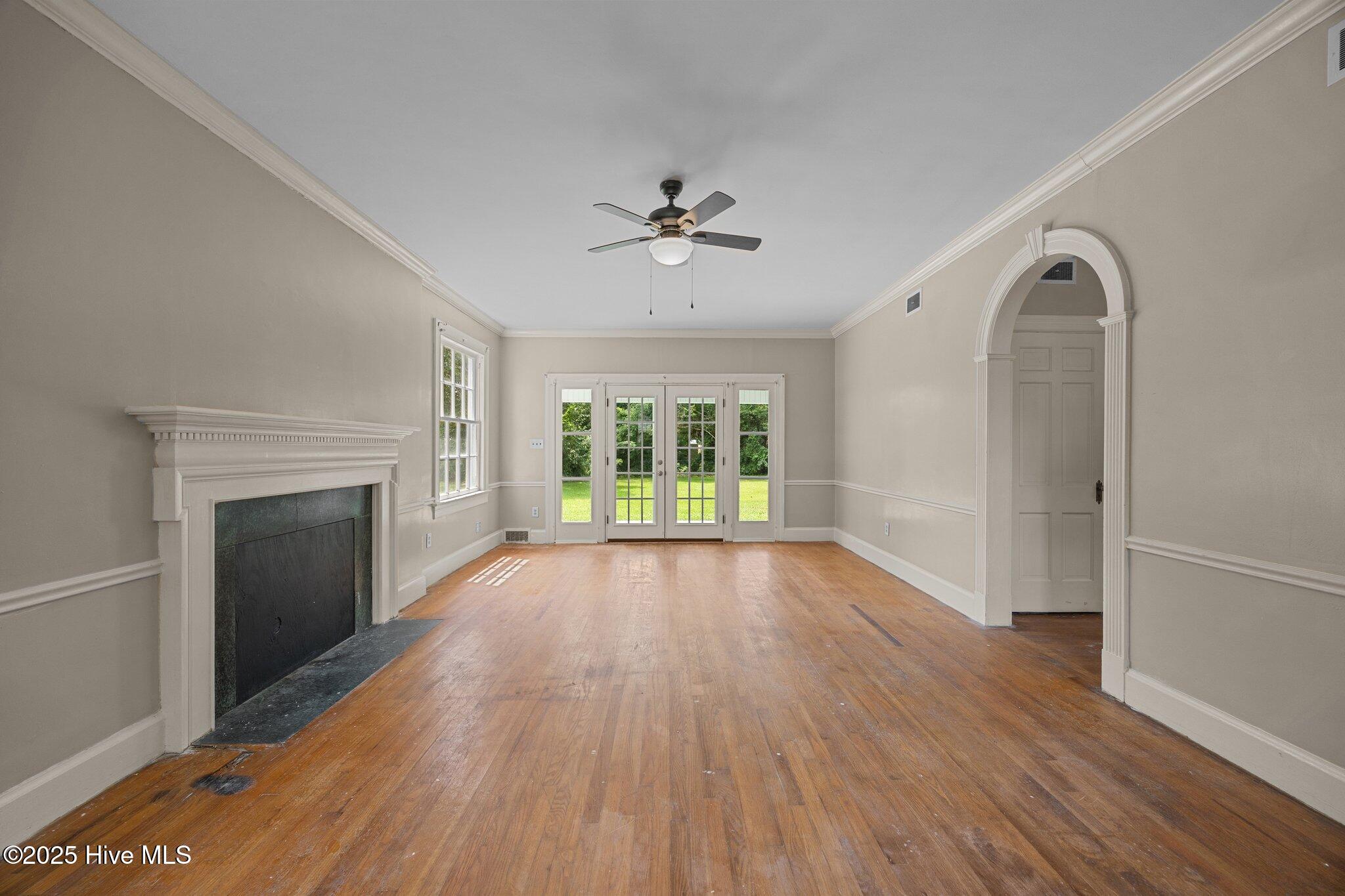 1200 W Lenoir Avenue