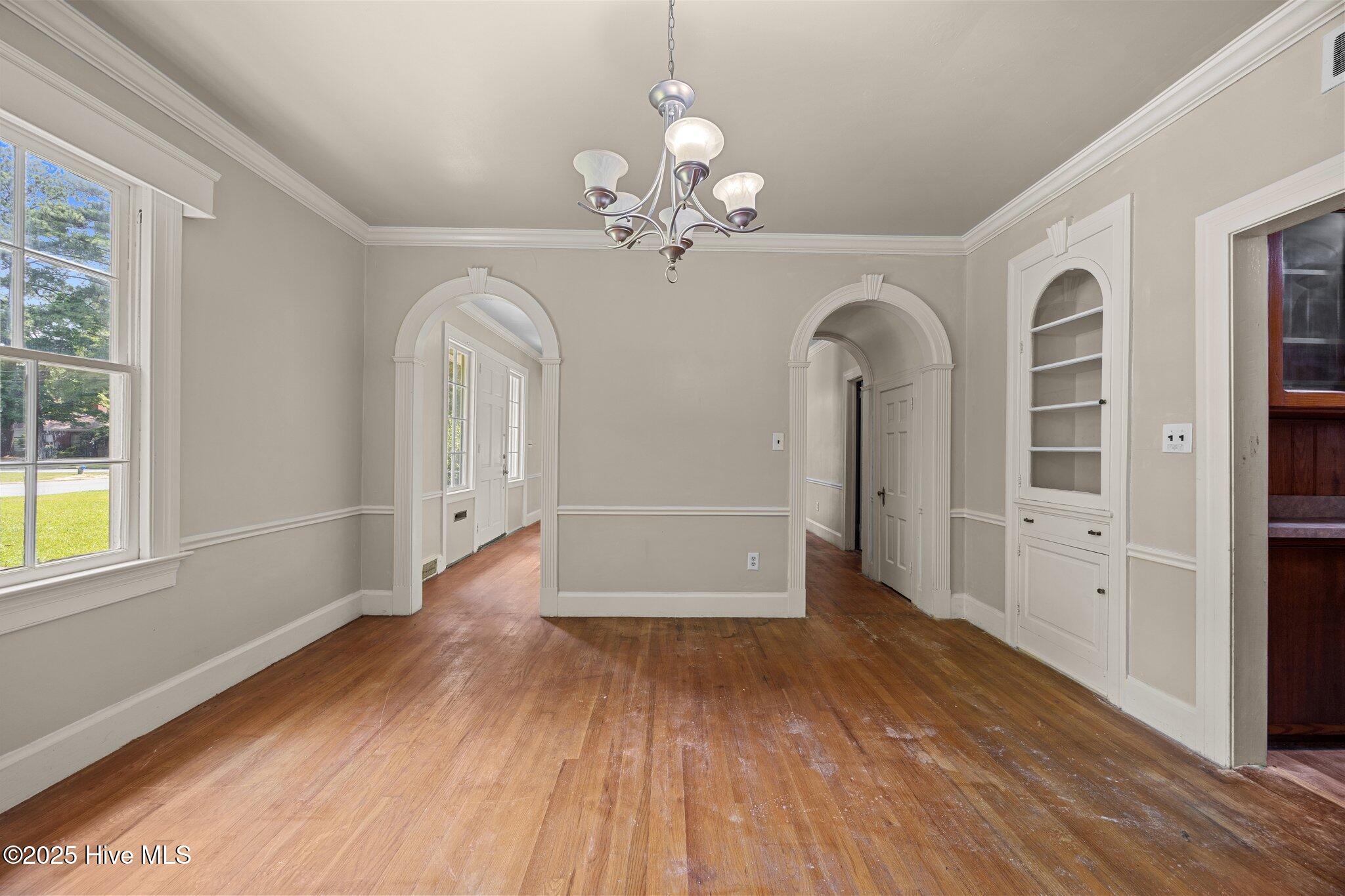 1200 W Lenoir Avenue