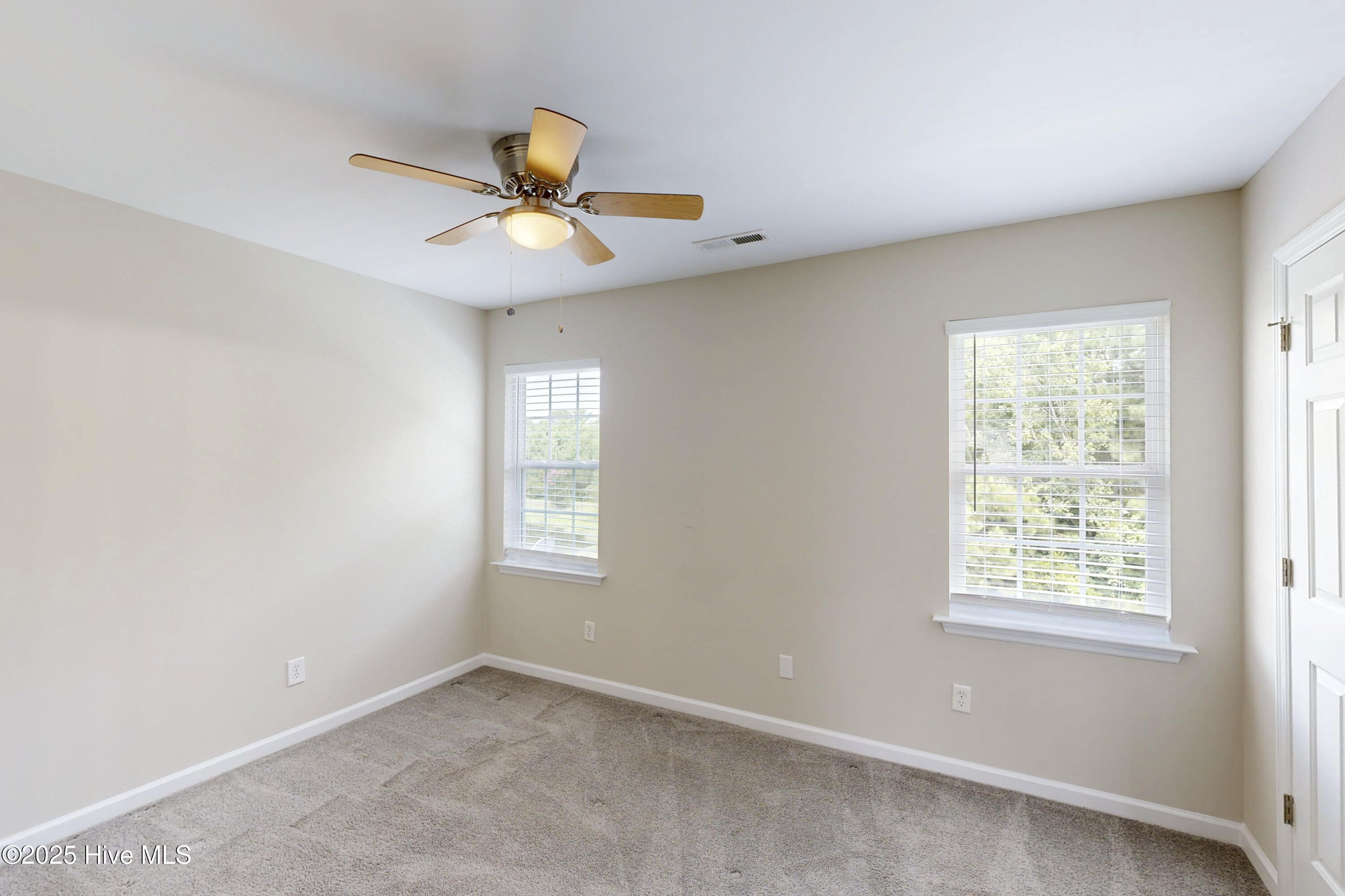 8006 Banister Loop