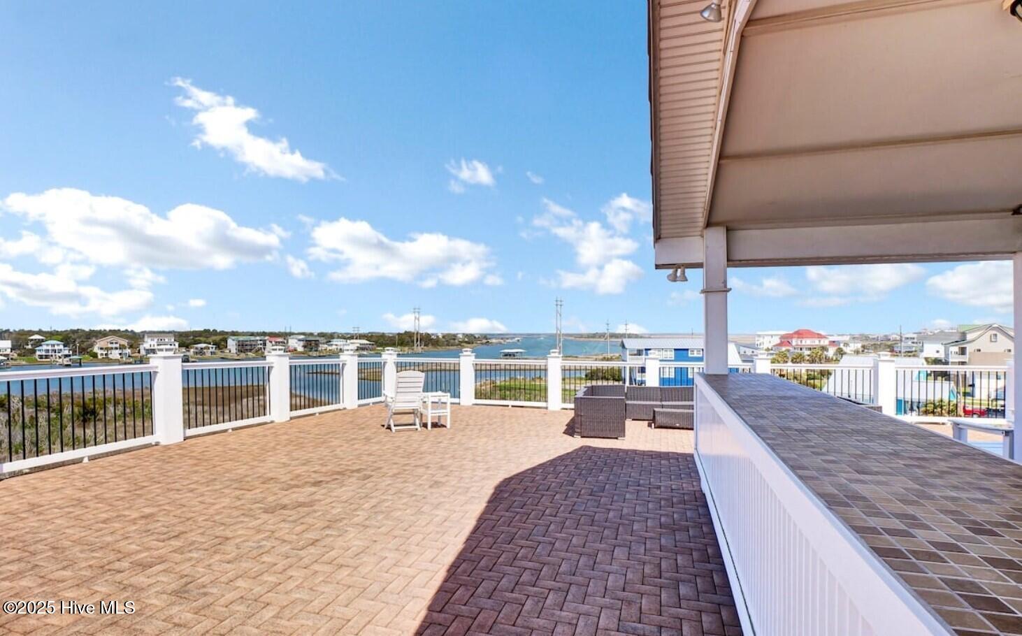 105 Bay Court