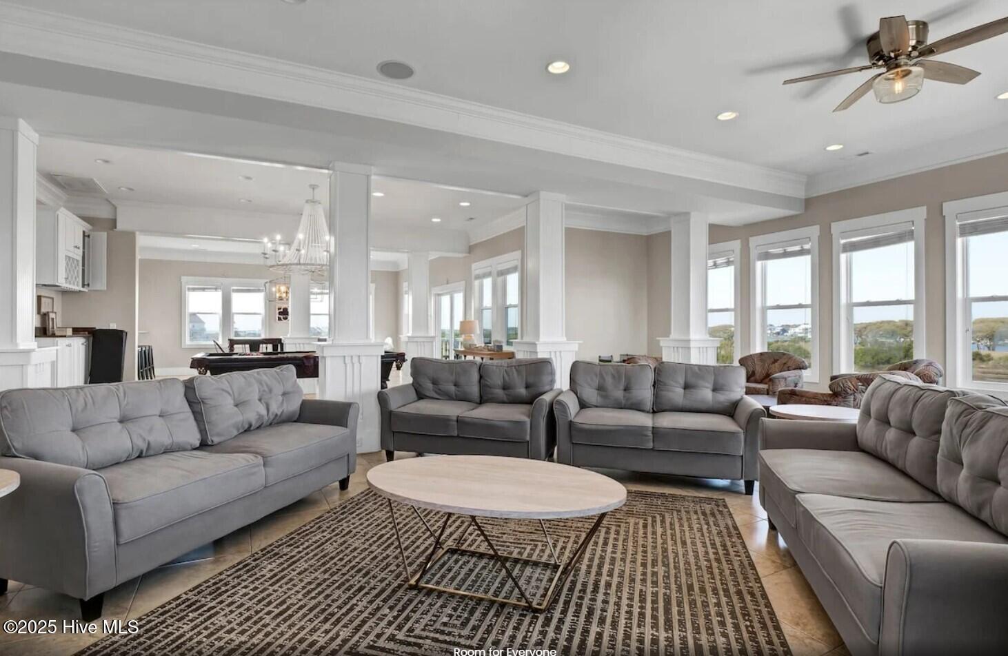 105 Bay Court