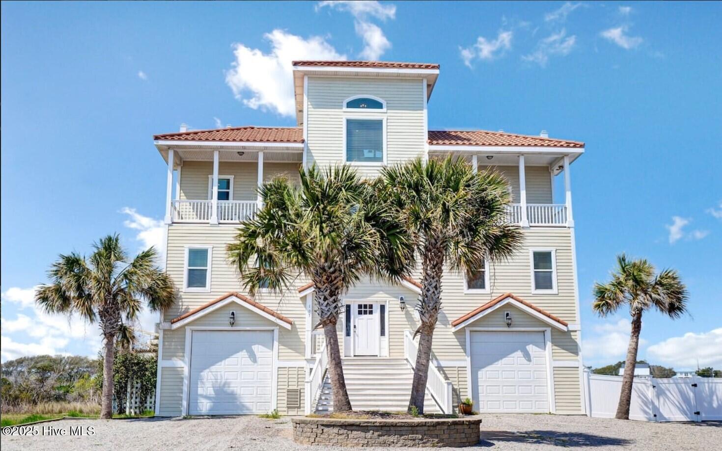 105 Bay Court