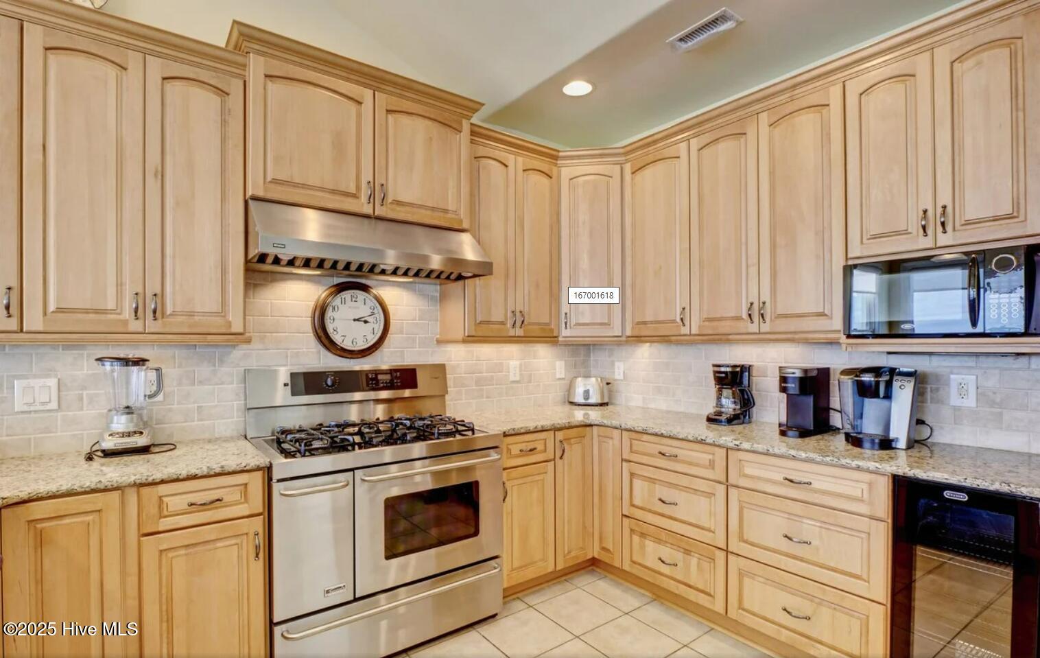 1402 S S Shore Drive