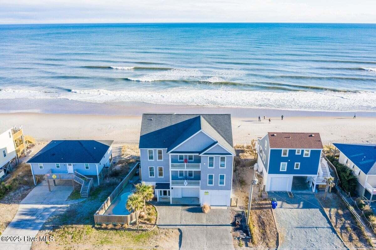 1402 S S Shore Drive