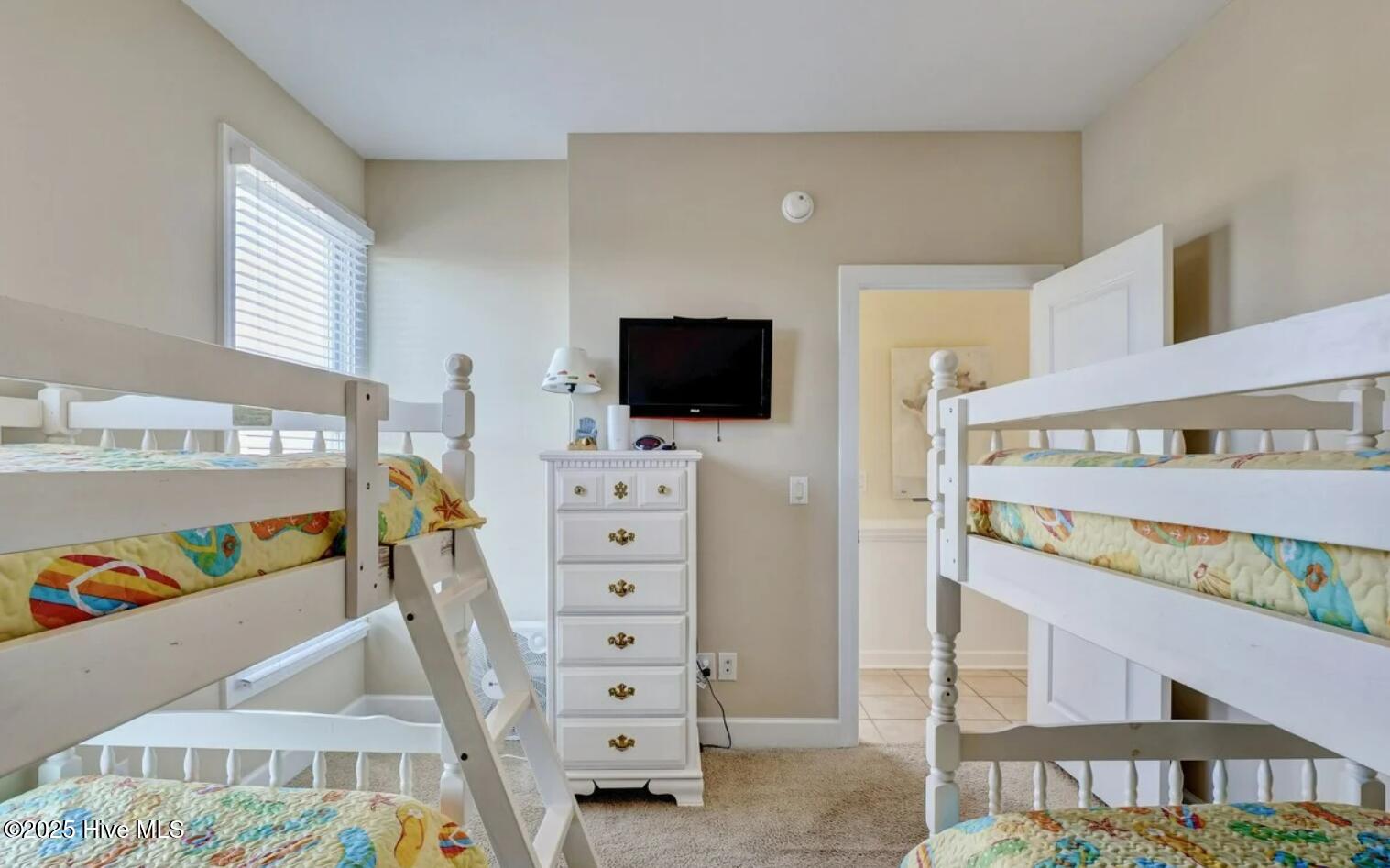 1402 S S Shore Drive