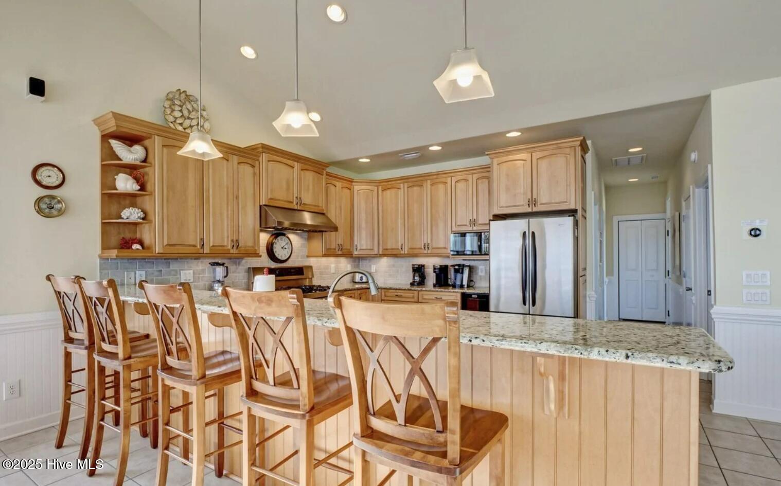 1402 S S Shore Drive