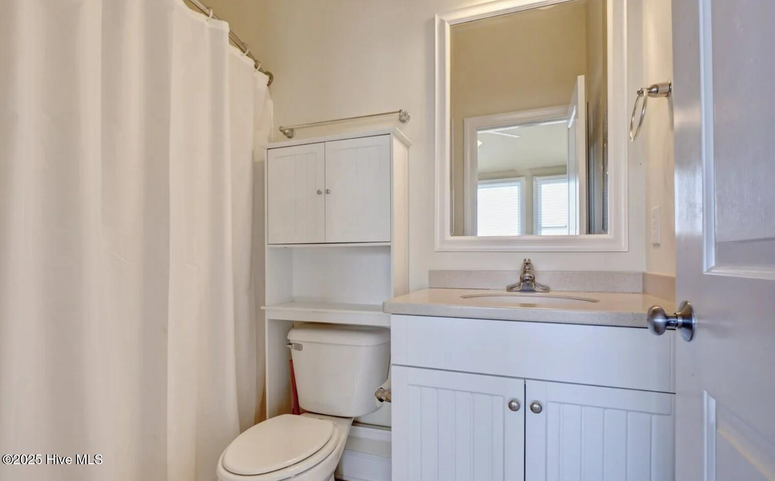 1402 S S Shore Drive