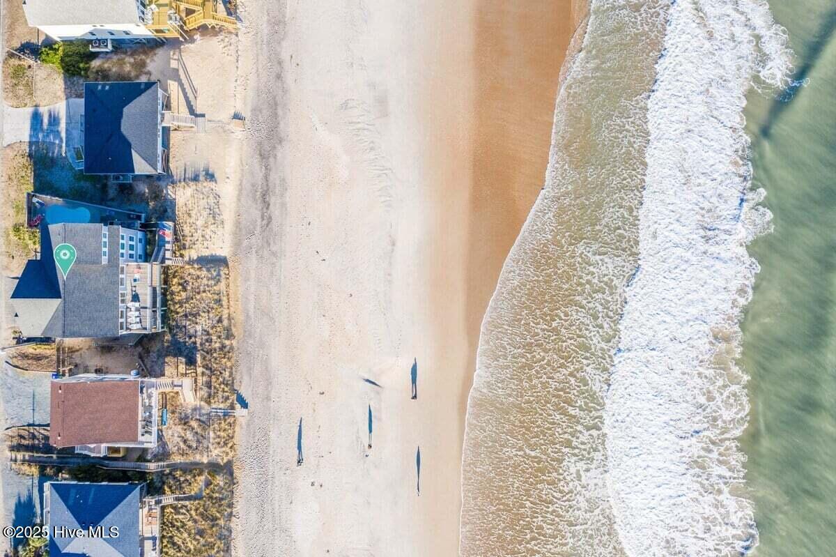 1402 S S Shore Drive