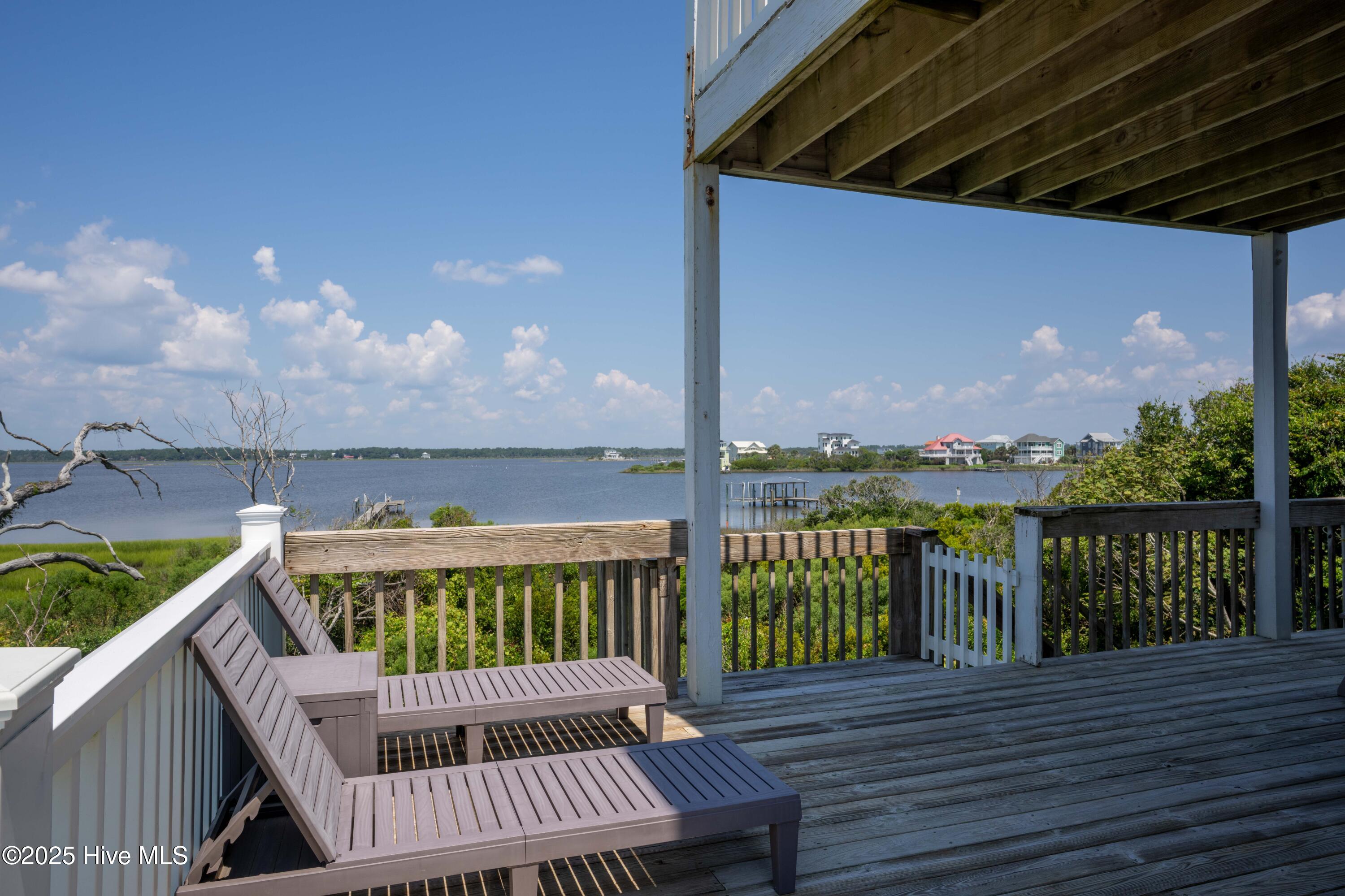 625 New River Inlet Road