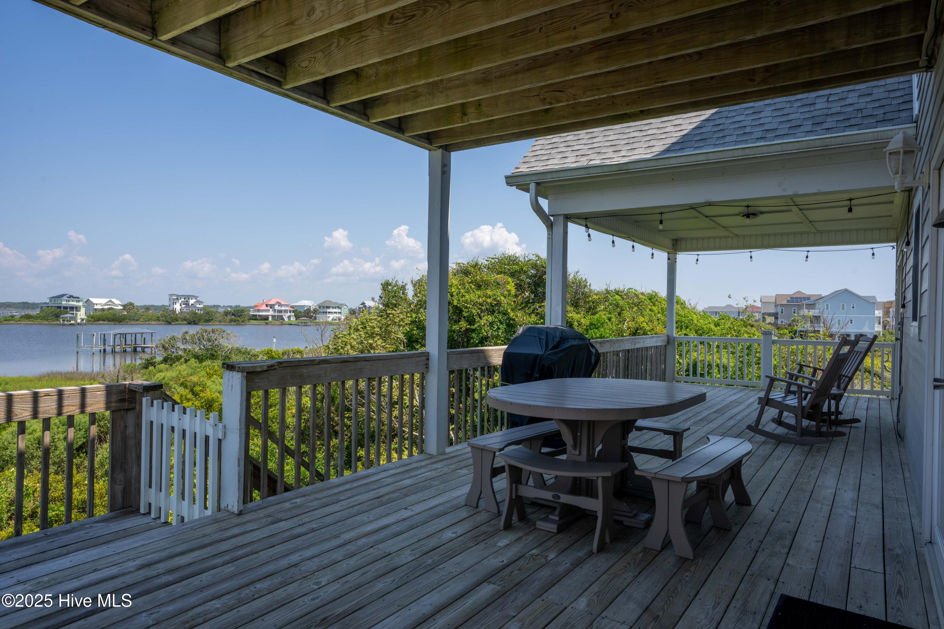 625 New River Inlet Road