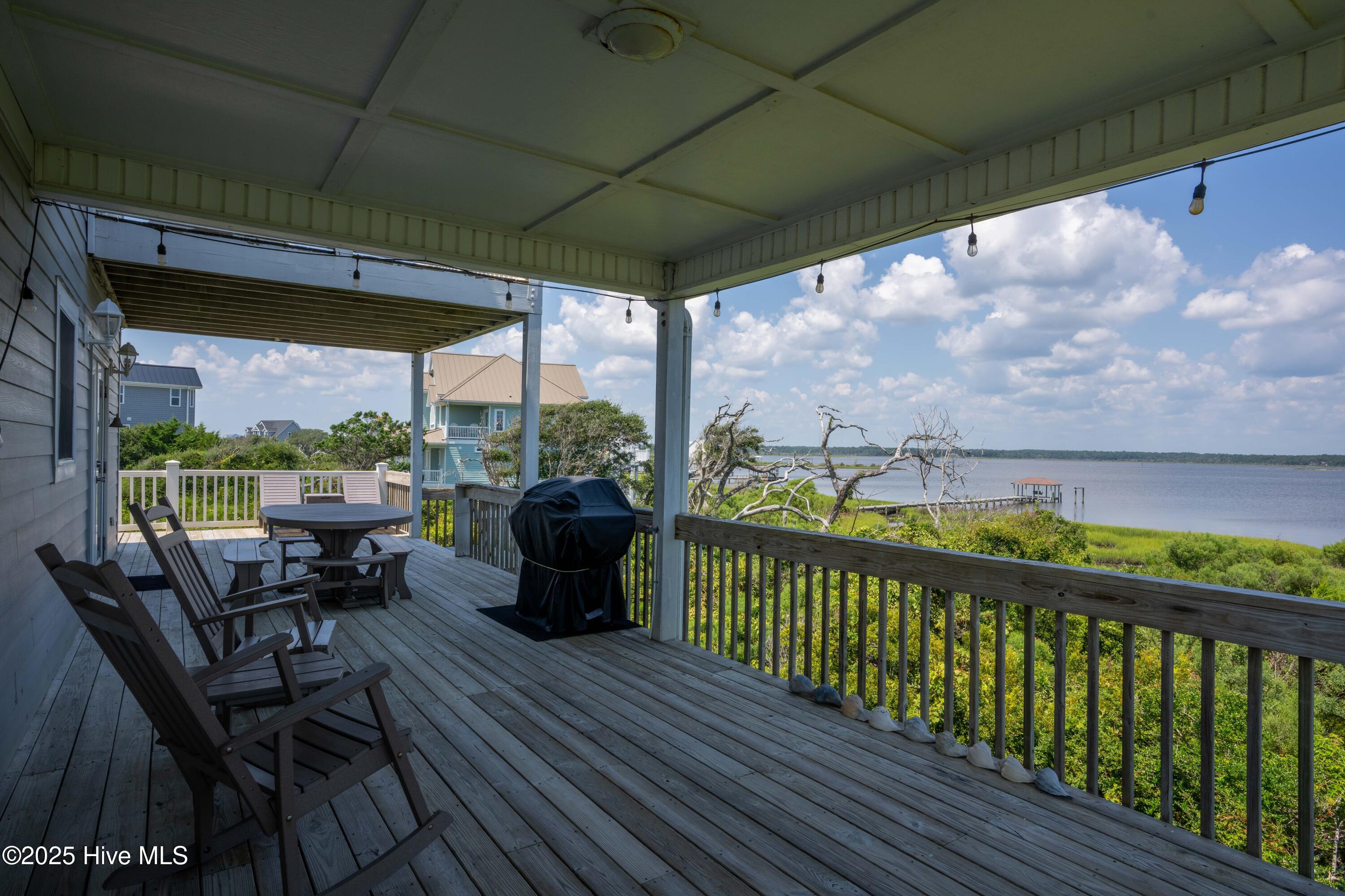625 New River Inlet Road