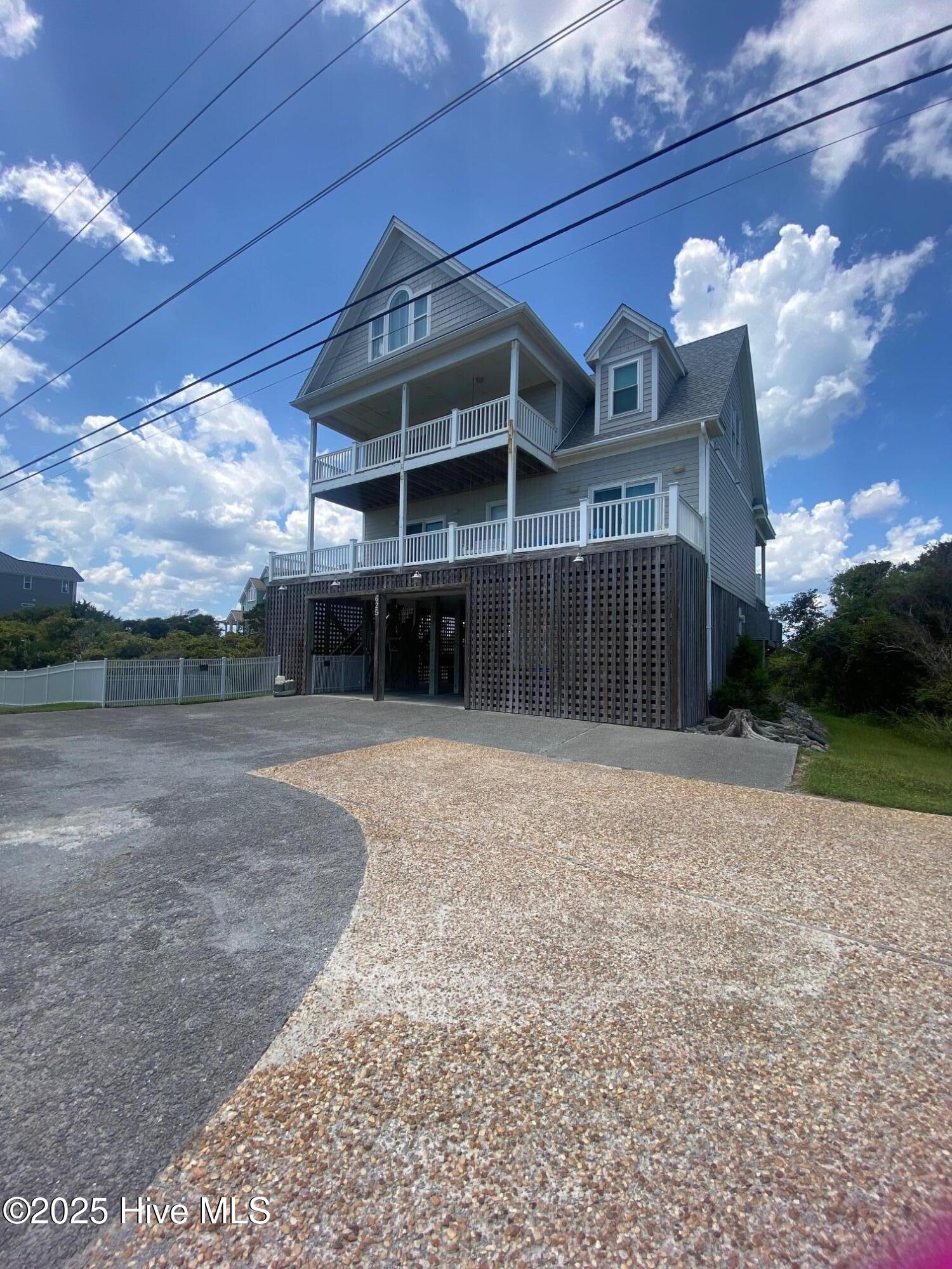 625 New River Inlet Road