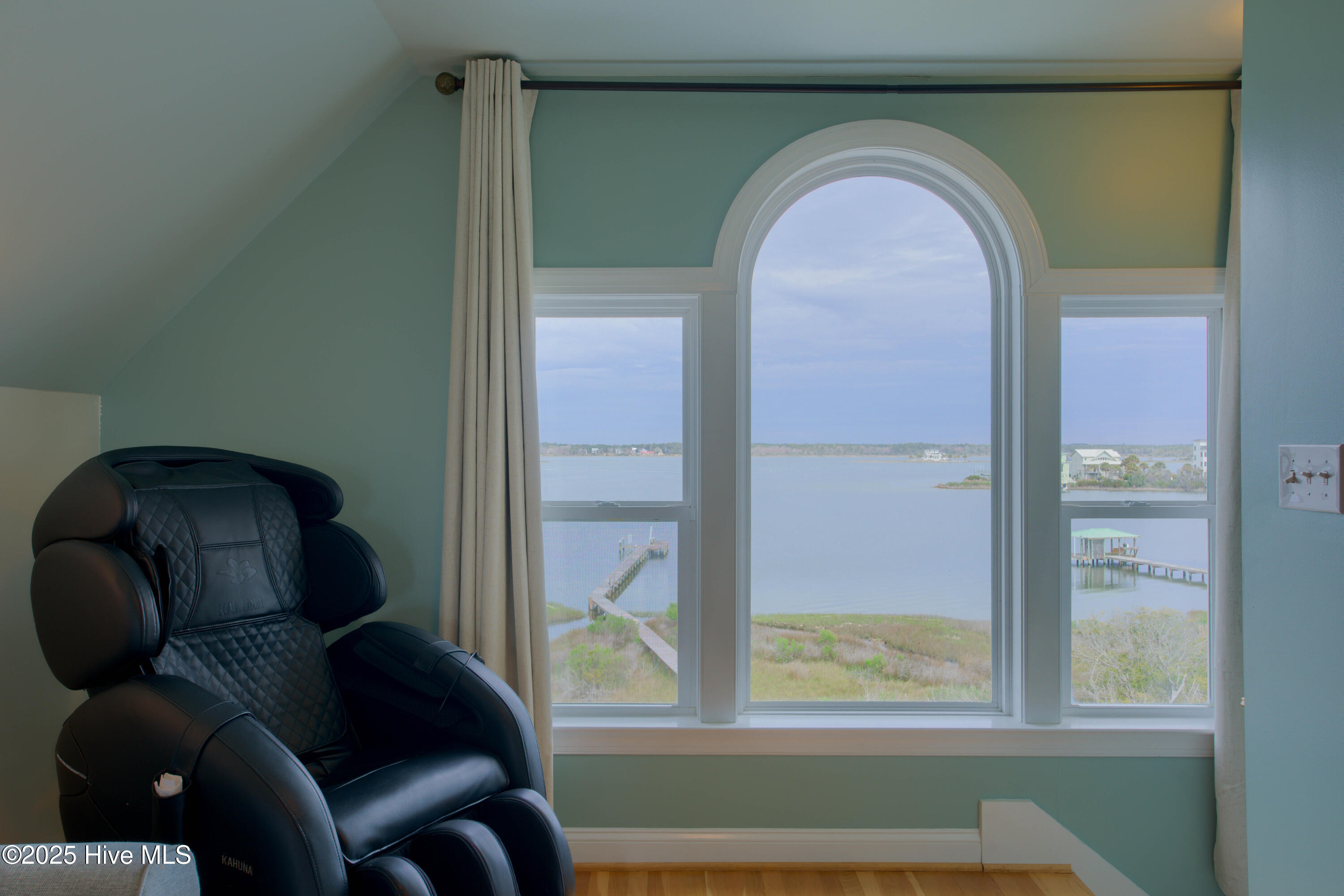 625 New River Inlet Road