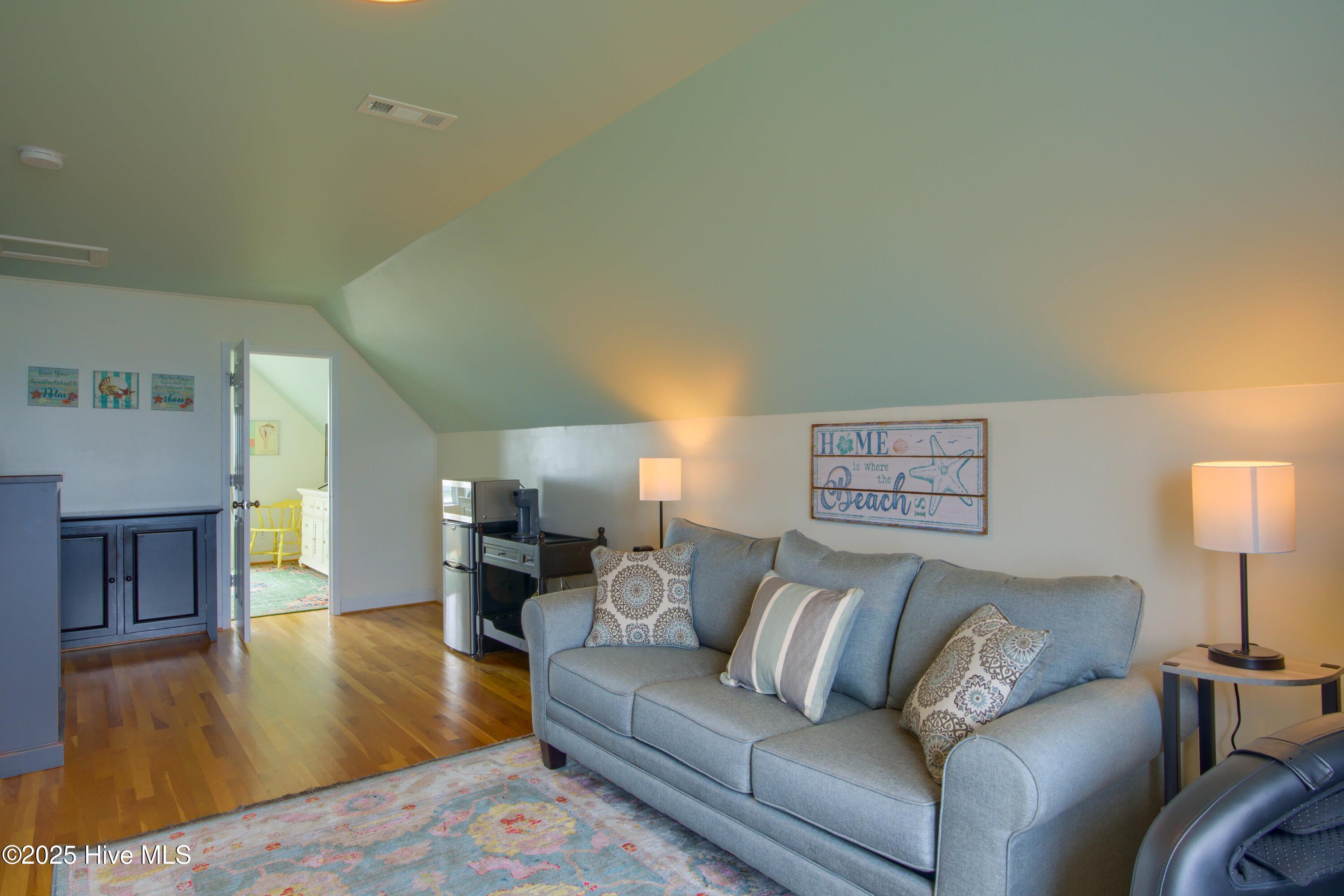 625 New River Inlet Road