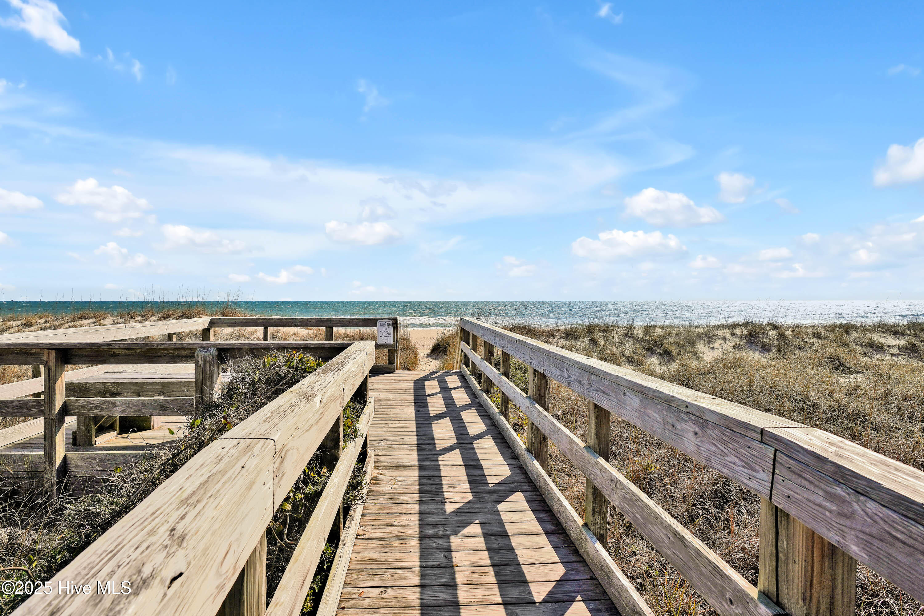 806 Carolina Beach Avenue S